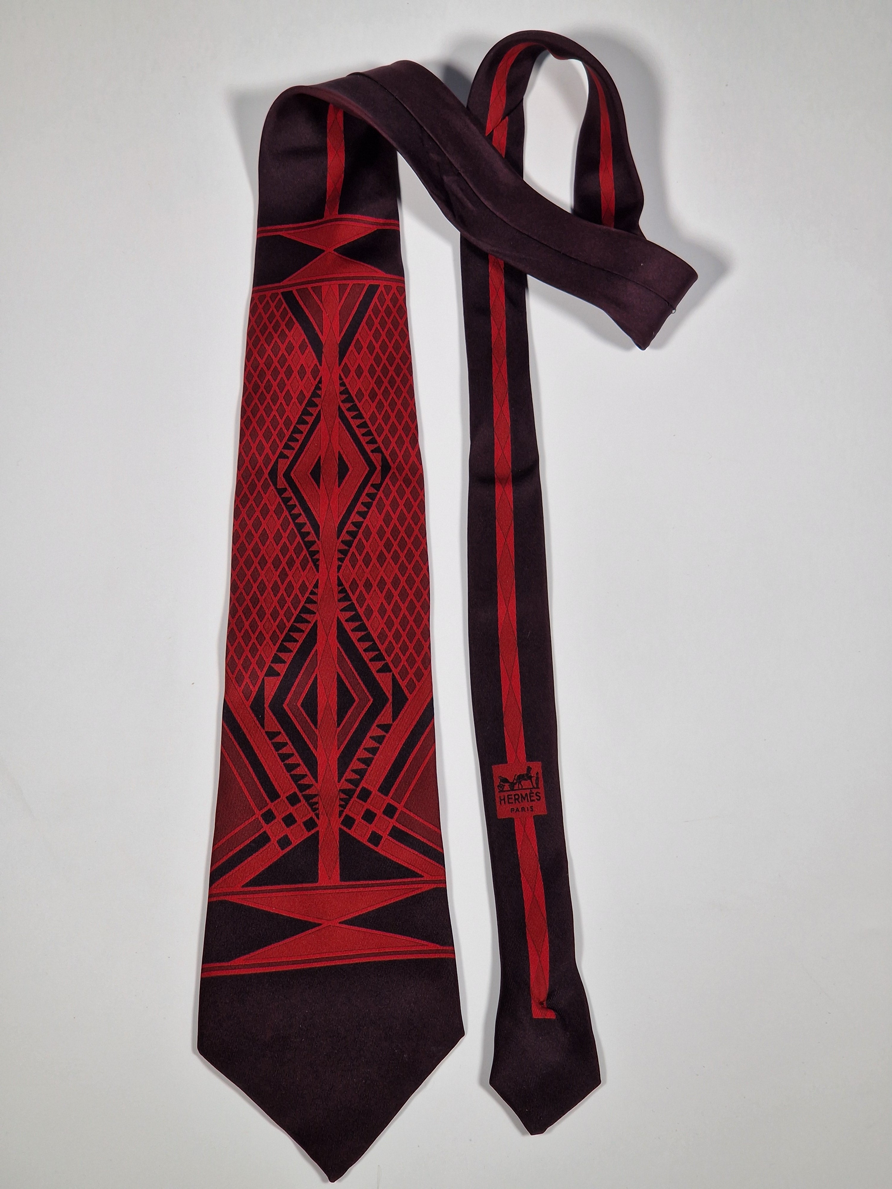 000237 Hermès silk tie brown 237 UA