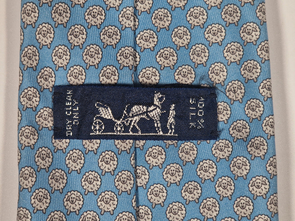 Hermès silk tie blue whimsical sheep and ball of yarn pattern 255630 EA