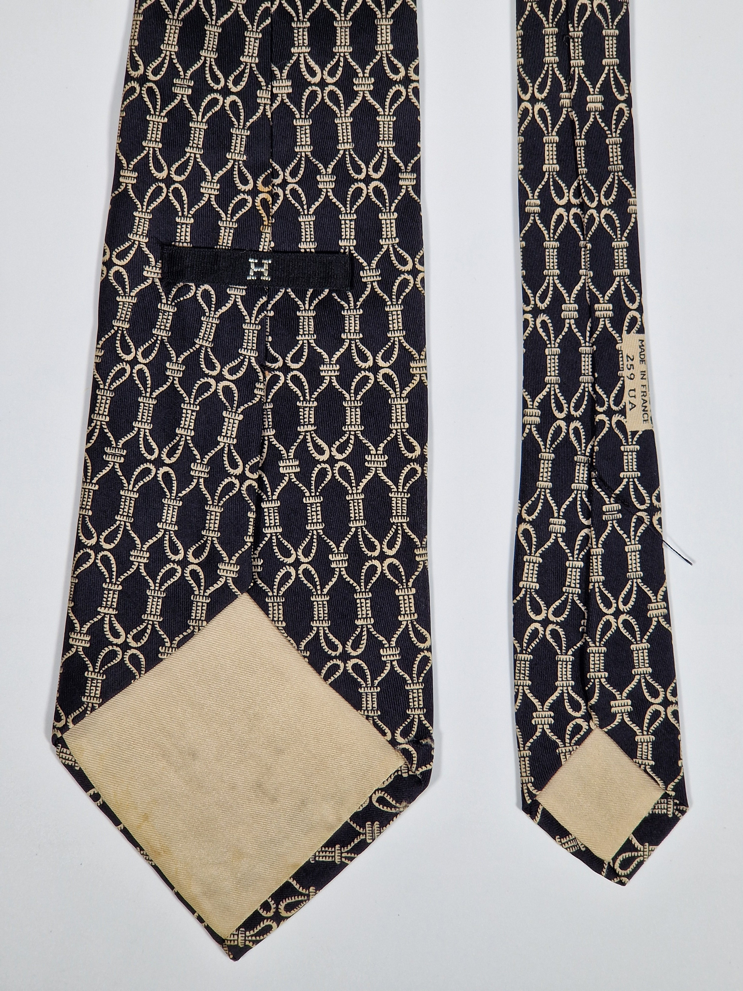 000259 Hermès silk tie black rope pattern Hermès 259 UA tie black