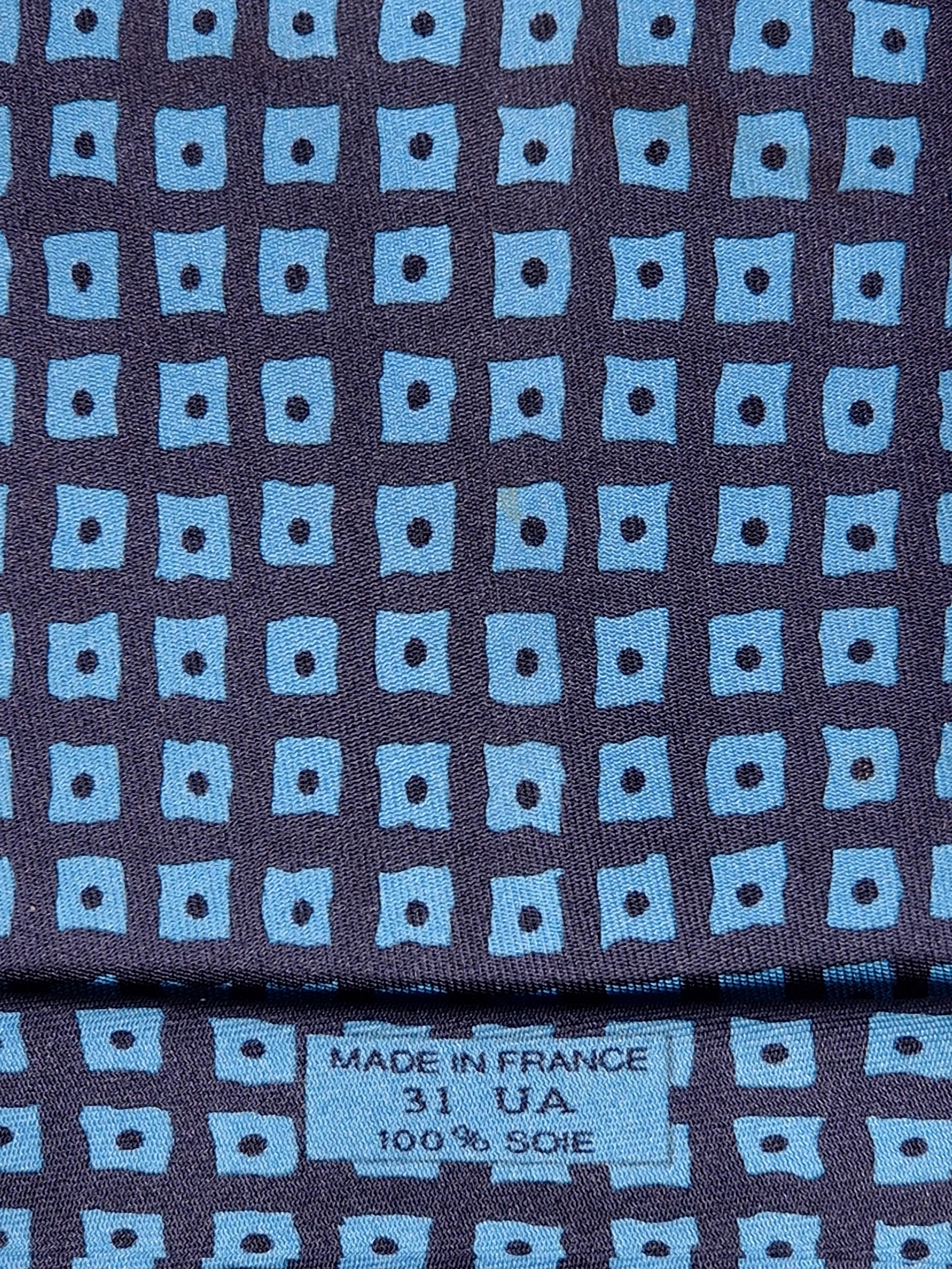Hermés 31 UA tie