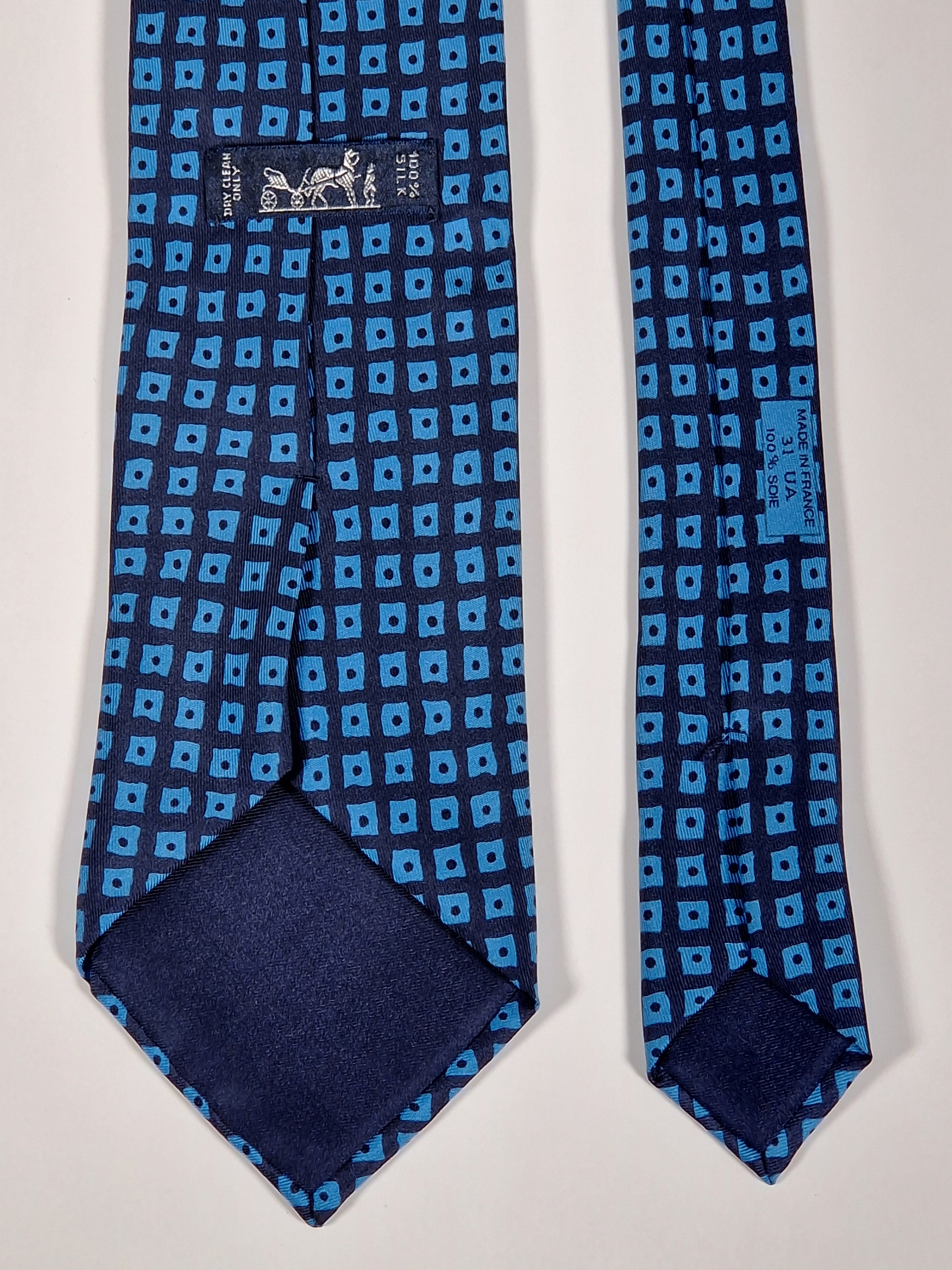Hermés 31 UA tie