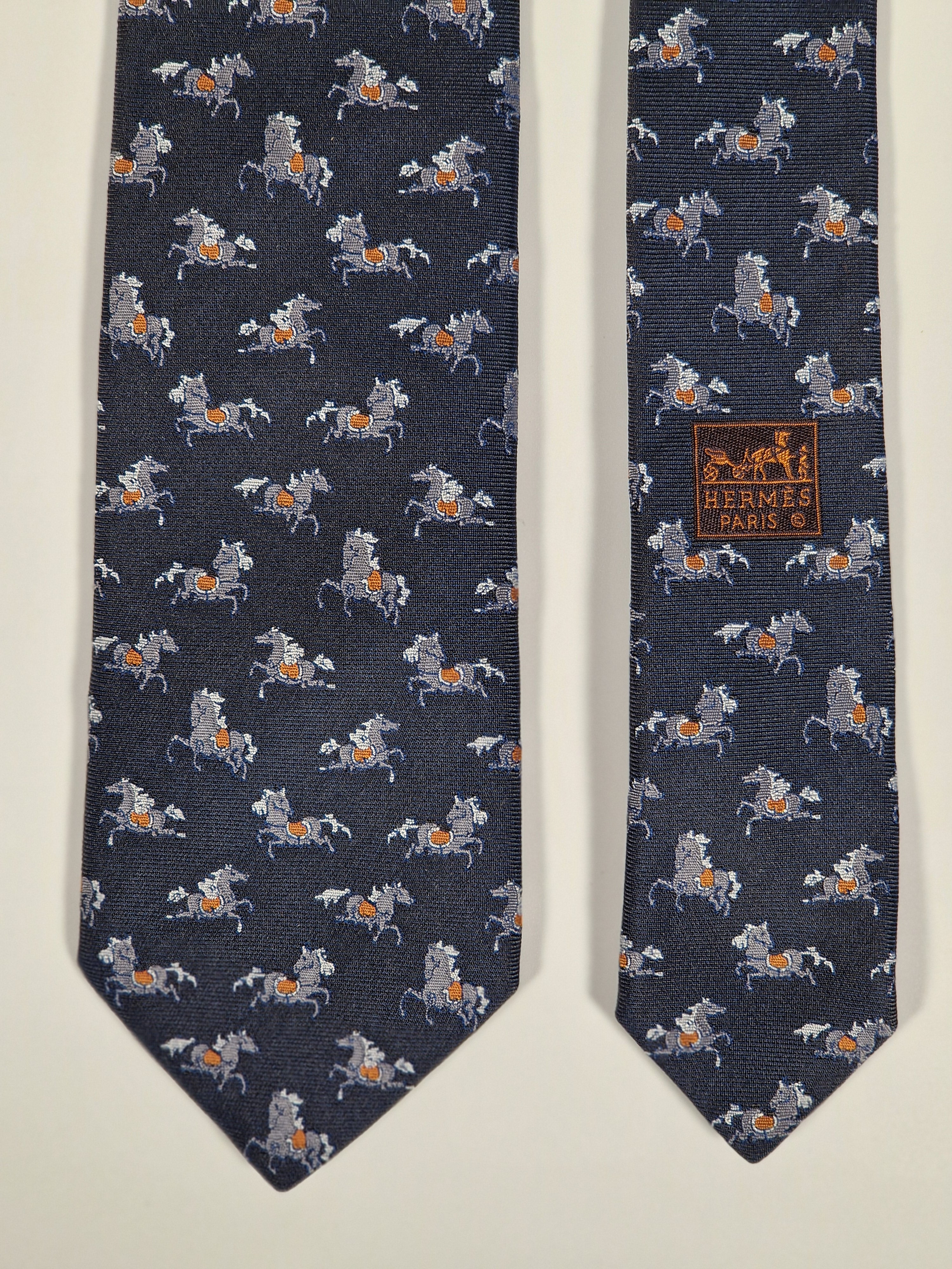 Hermés 339261 T Tie