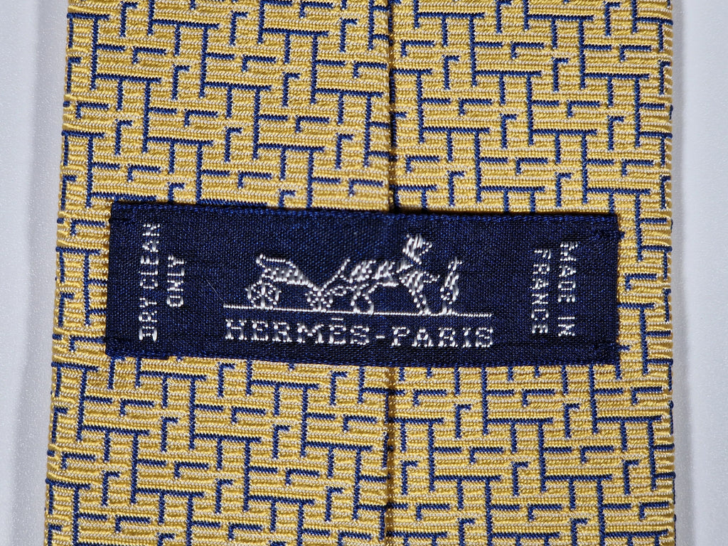 339301 Hermès tie yellow T-rex and H pattern 339301 T