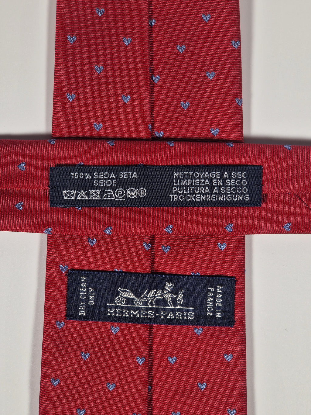 Hermes 339316 T Tie "Heart and arrow"