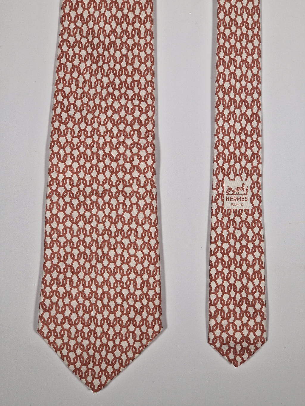 000346 Hermès silk tie pink geometrical pattern 346 MA