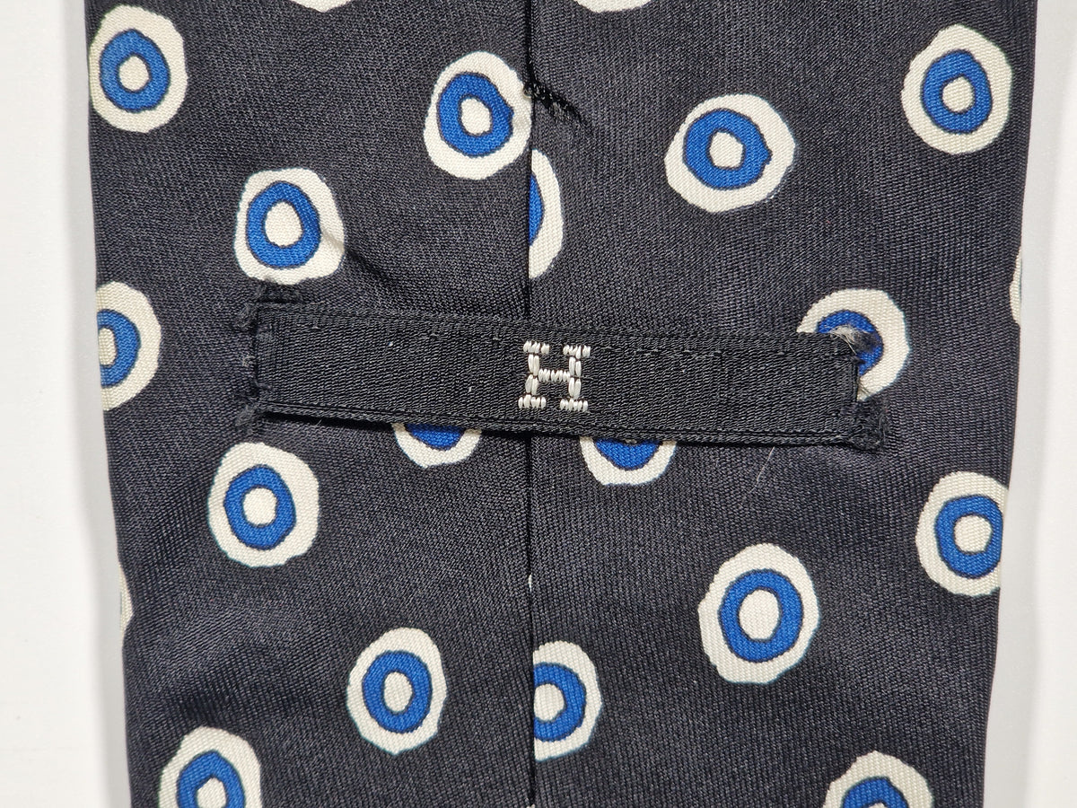 000391 Hermès tie black spotted 391 PA