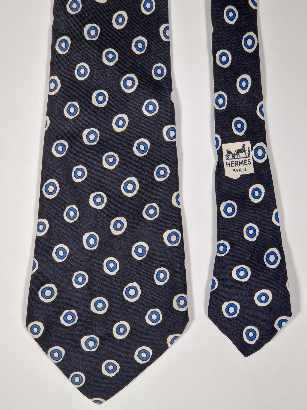 000391 Hermès tie black spotted 391 PA
