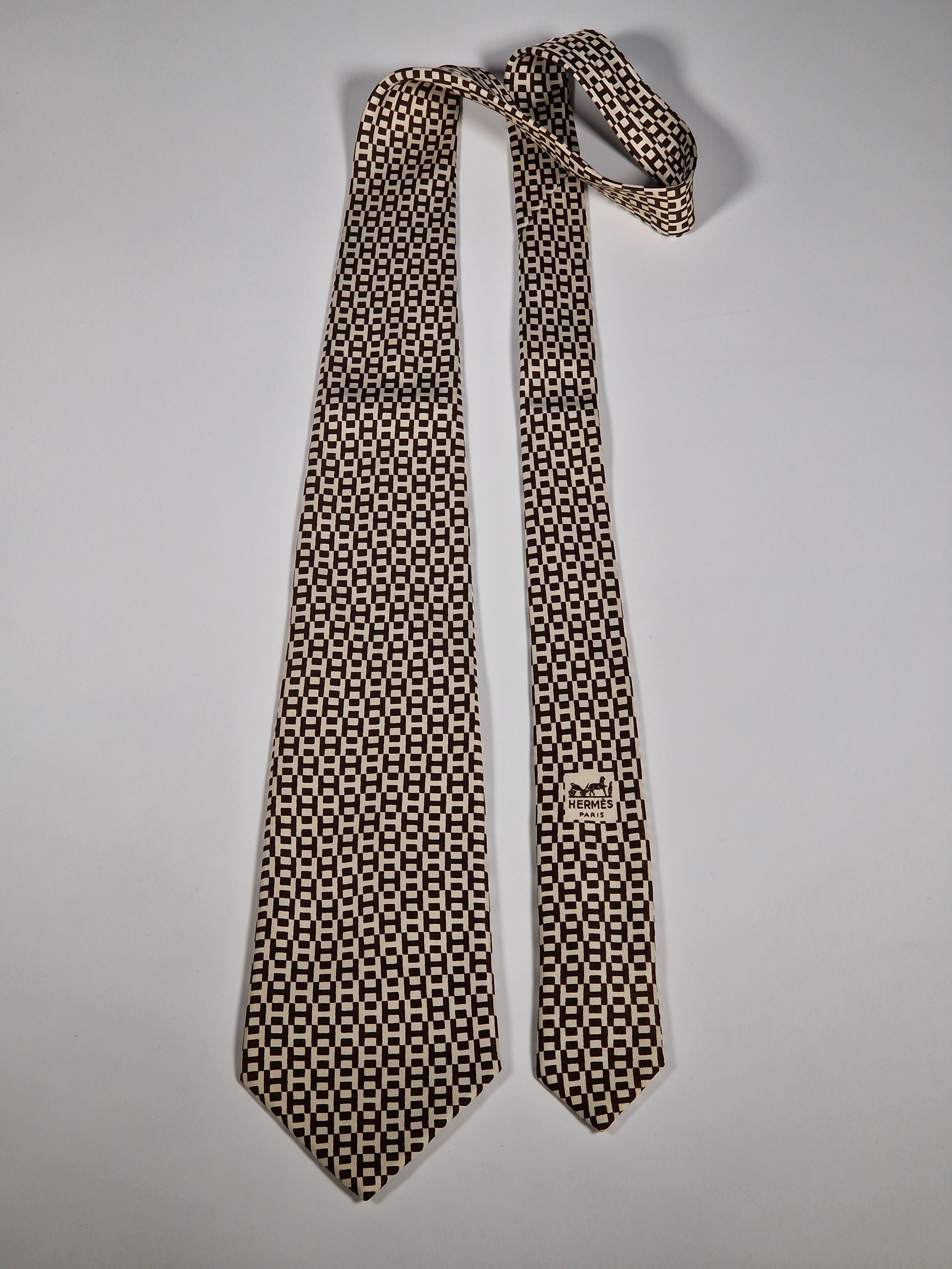 Vintage Hermès silk tie brown white H pattern 417 EA