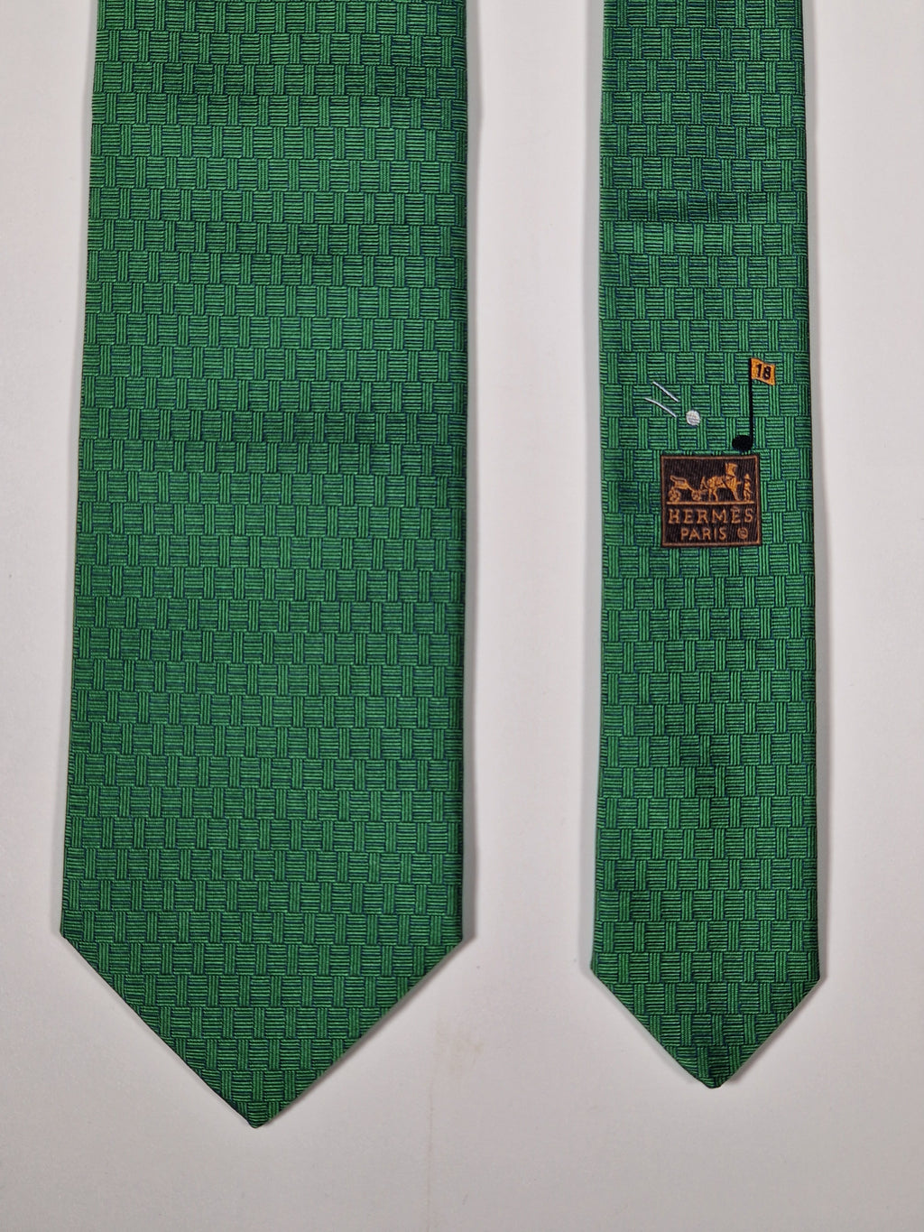 Hermès jaquard silk tie green H and golf pattern 428897 T