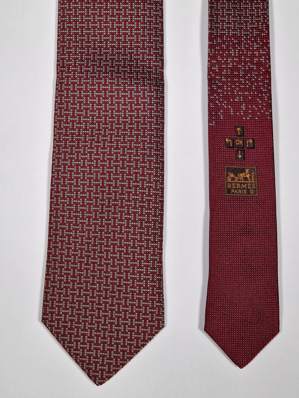 428945 Hermès silk tie burgundy Tetris pattern 428945 T