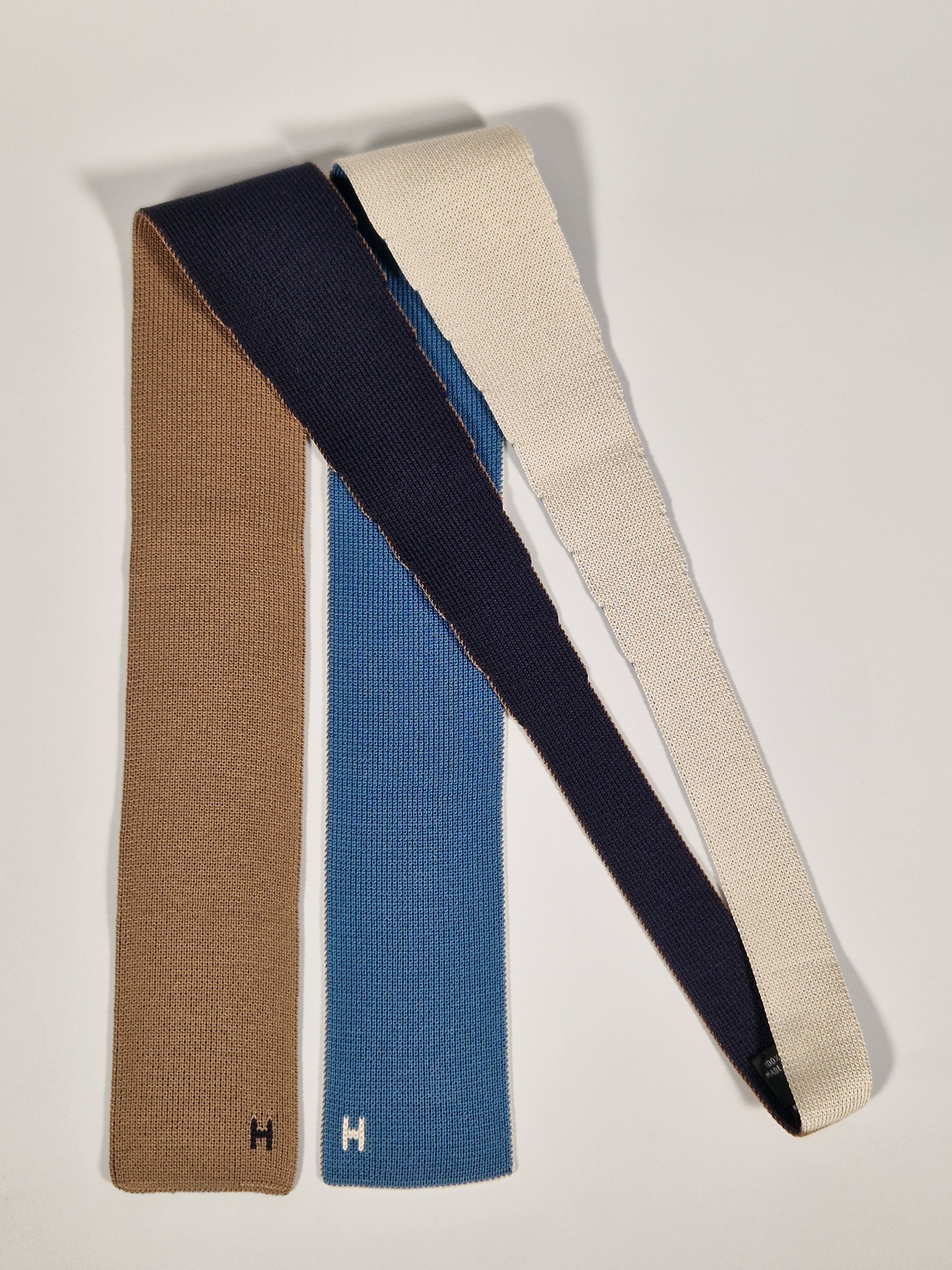 Hermés 4 way knit tie