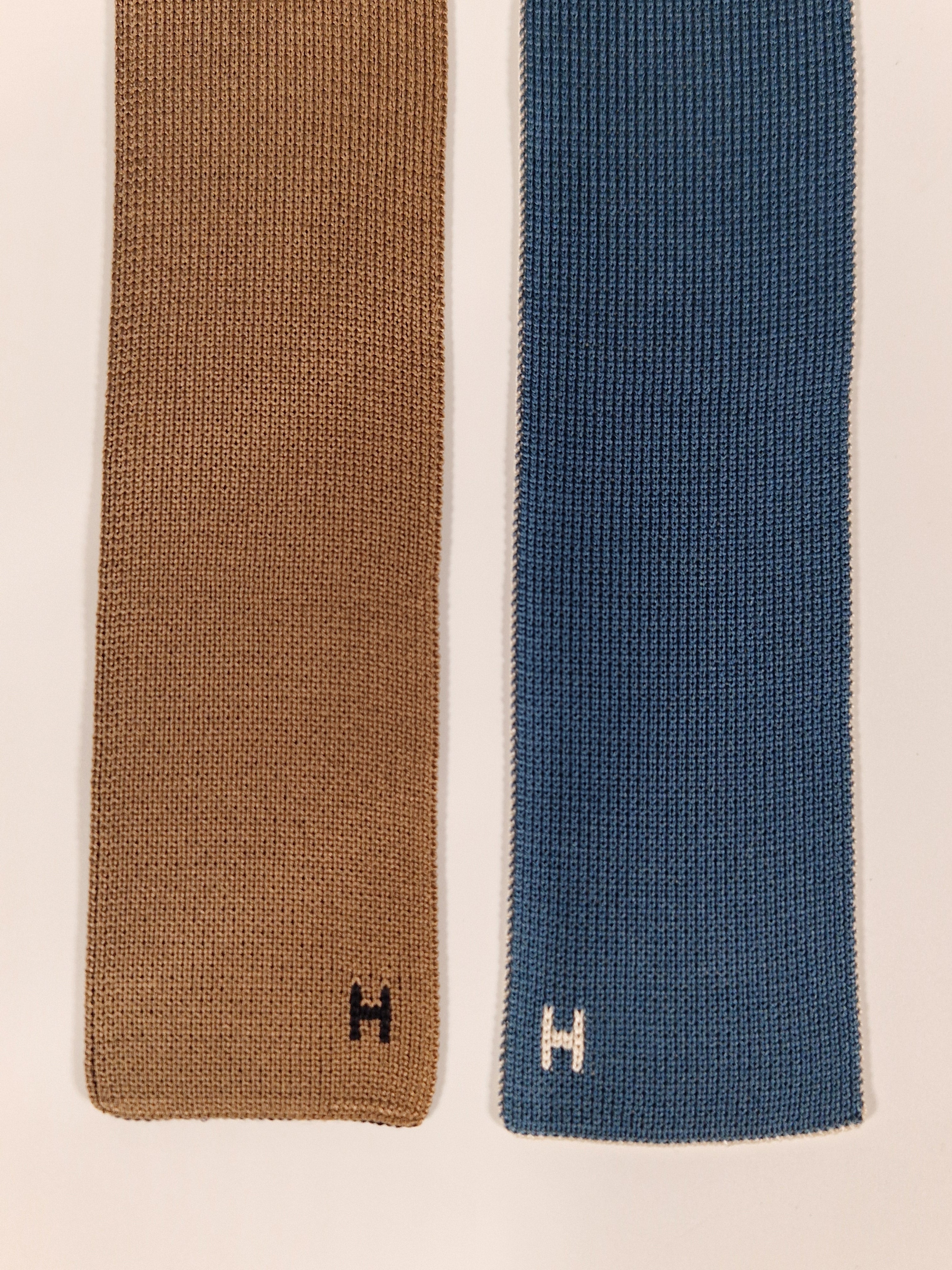 Hermés 4 way knit tie