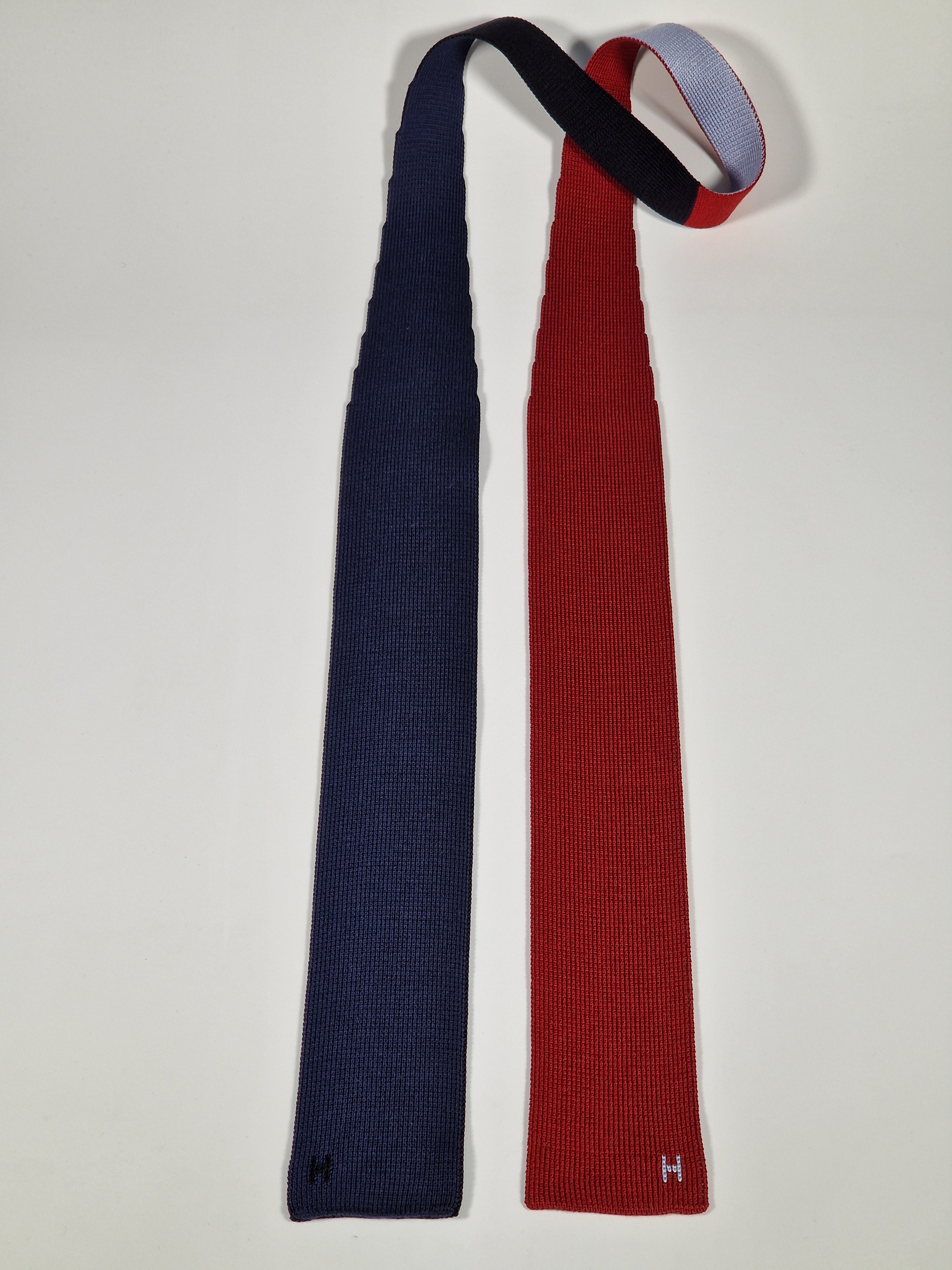 Hermés 4 way knit tie black blue red grey