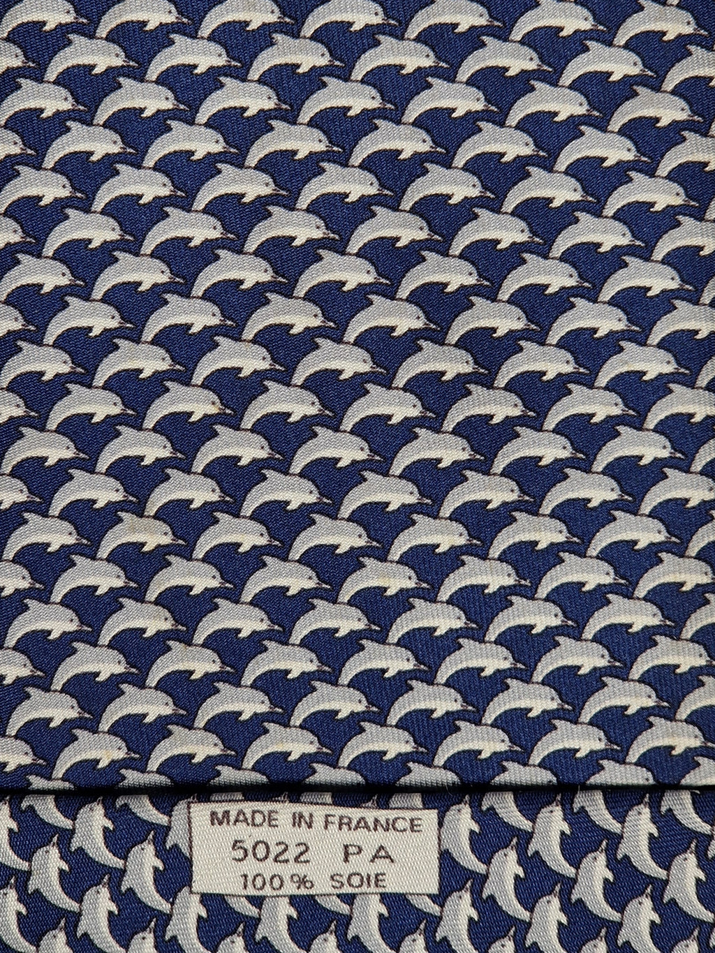 005022 Hermès tie blue dolphin pattern 5022 PA