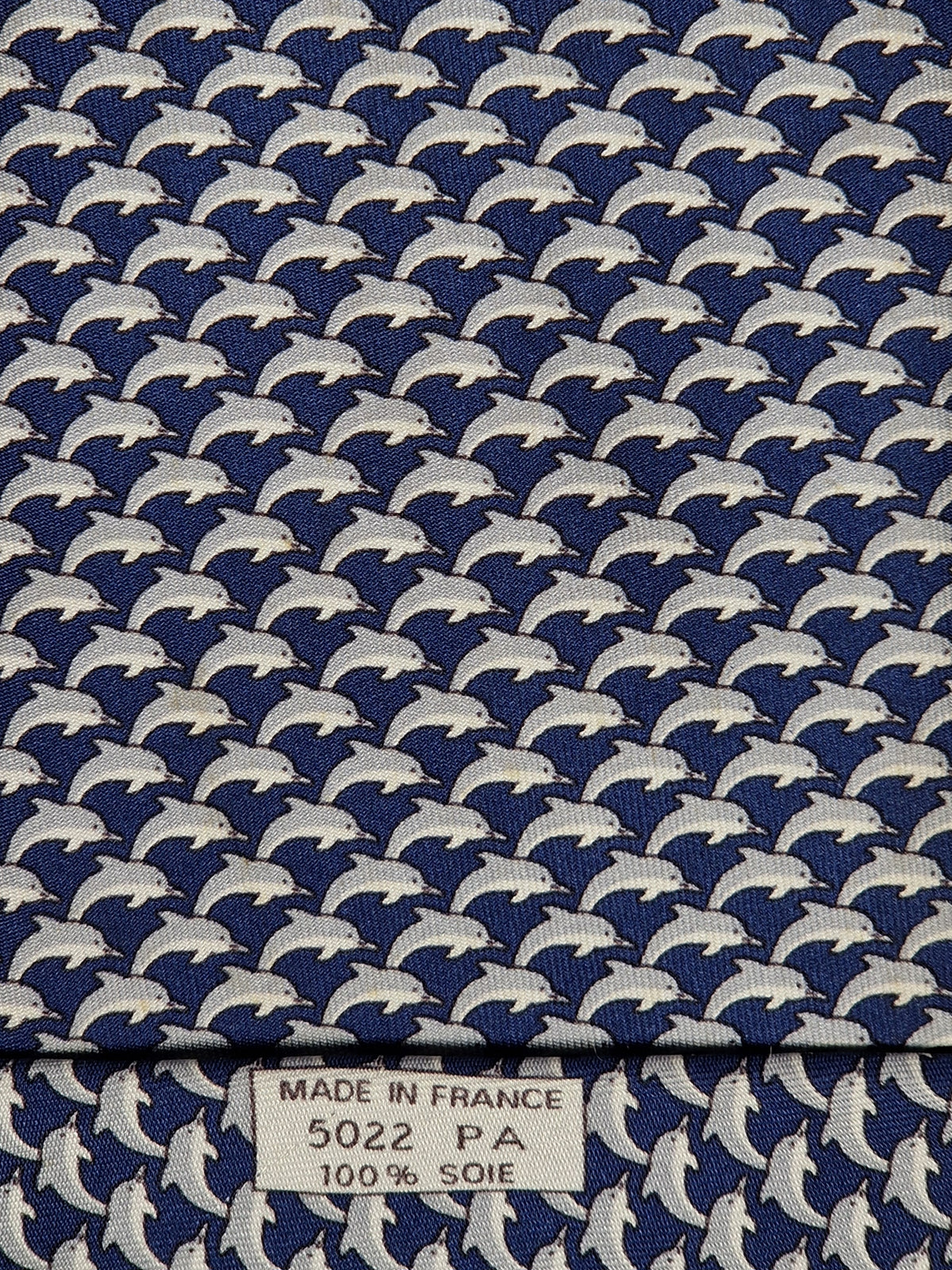 005022 Hermès tie blue dolphin pattern 5022 PA