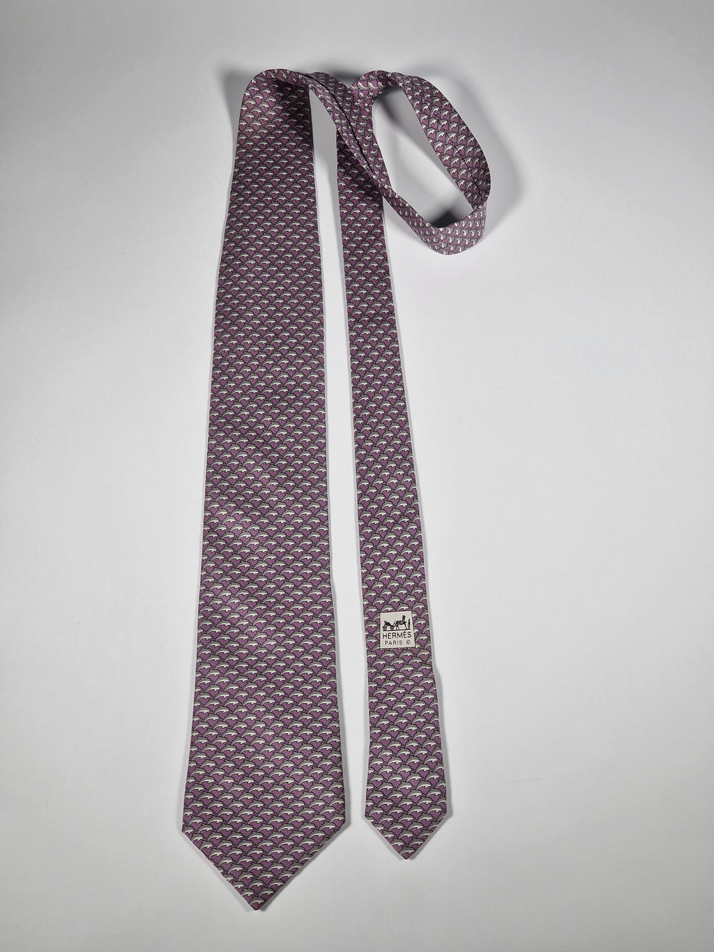 Hermès silk tie purple dolphin pattern 5022 PA