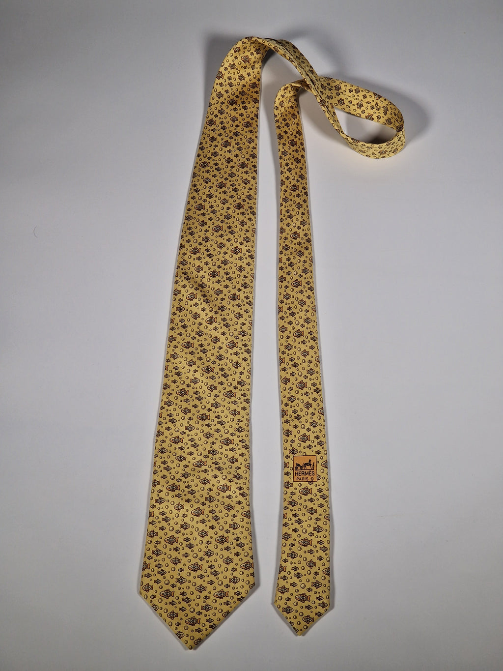 Hermès silk tie yellof fish pattern 5035 PA