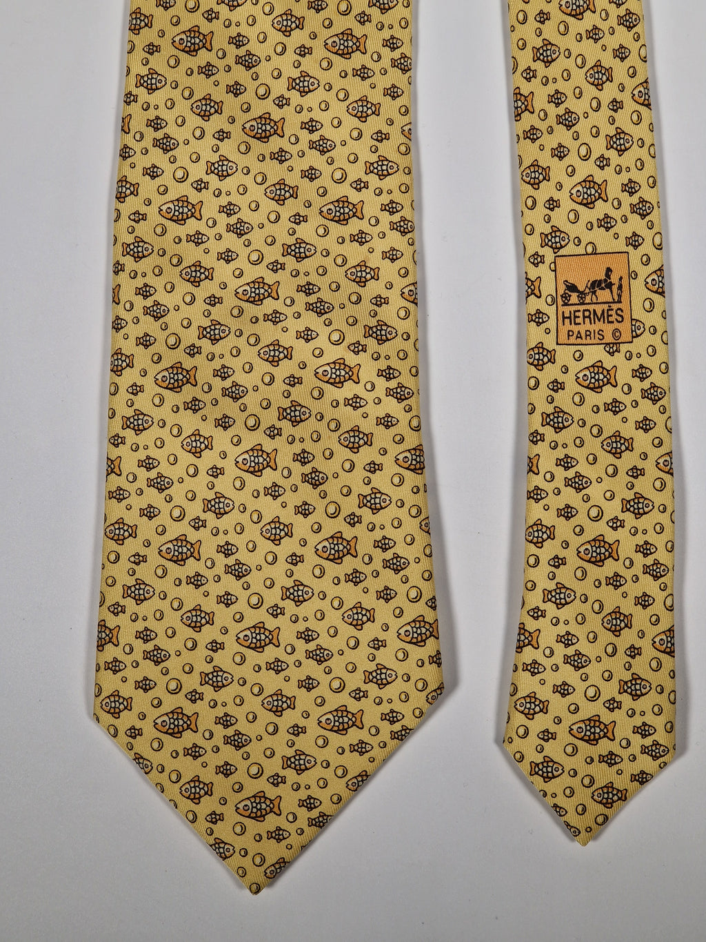 Hermès silk tie yellof fish pattern 5035 PA