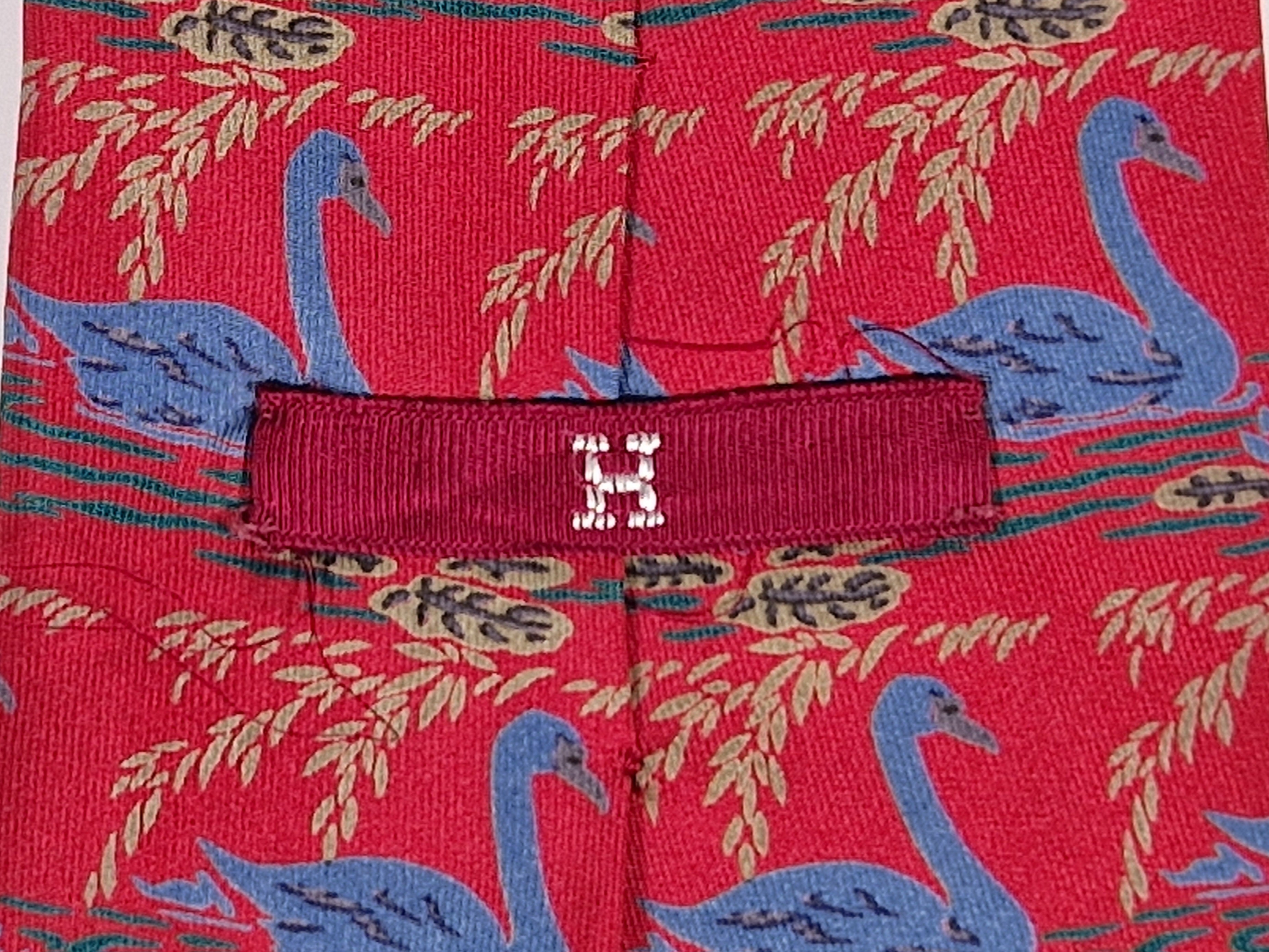 Hermés wide vintage silk tie red and blue svan 503 IA