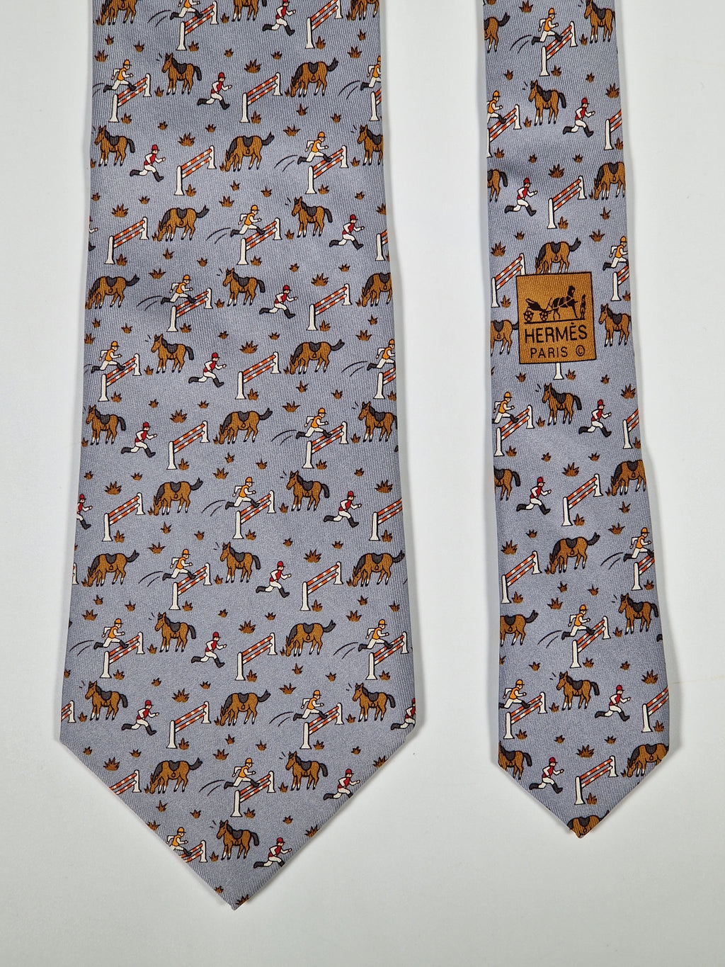 Hermès silk tie grey whimsical equestrian pattern 5042 PA