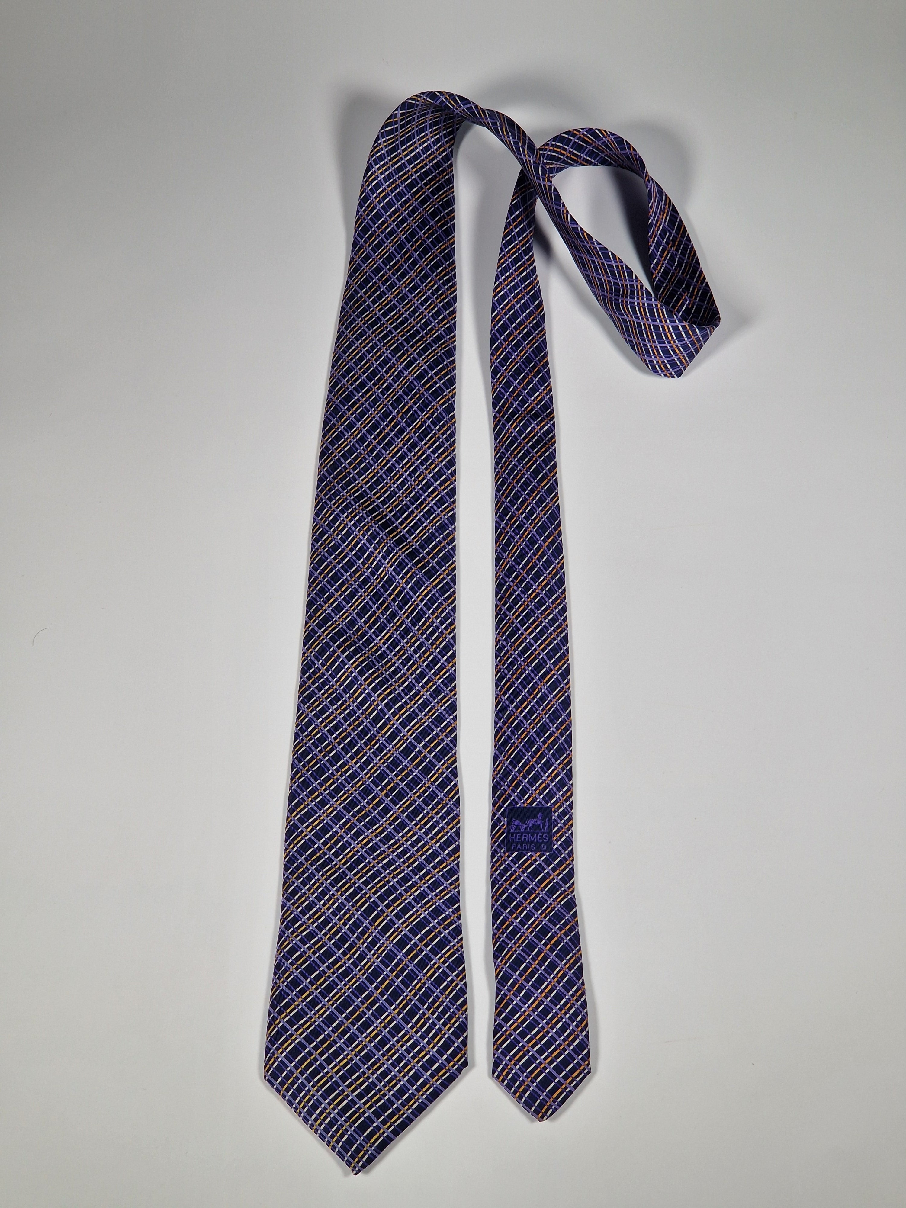 Hermès silk tie purple cheker pattern 5046 PA