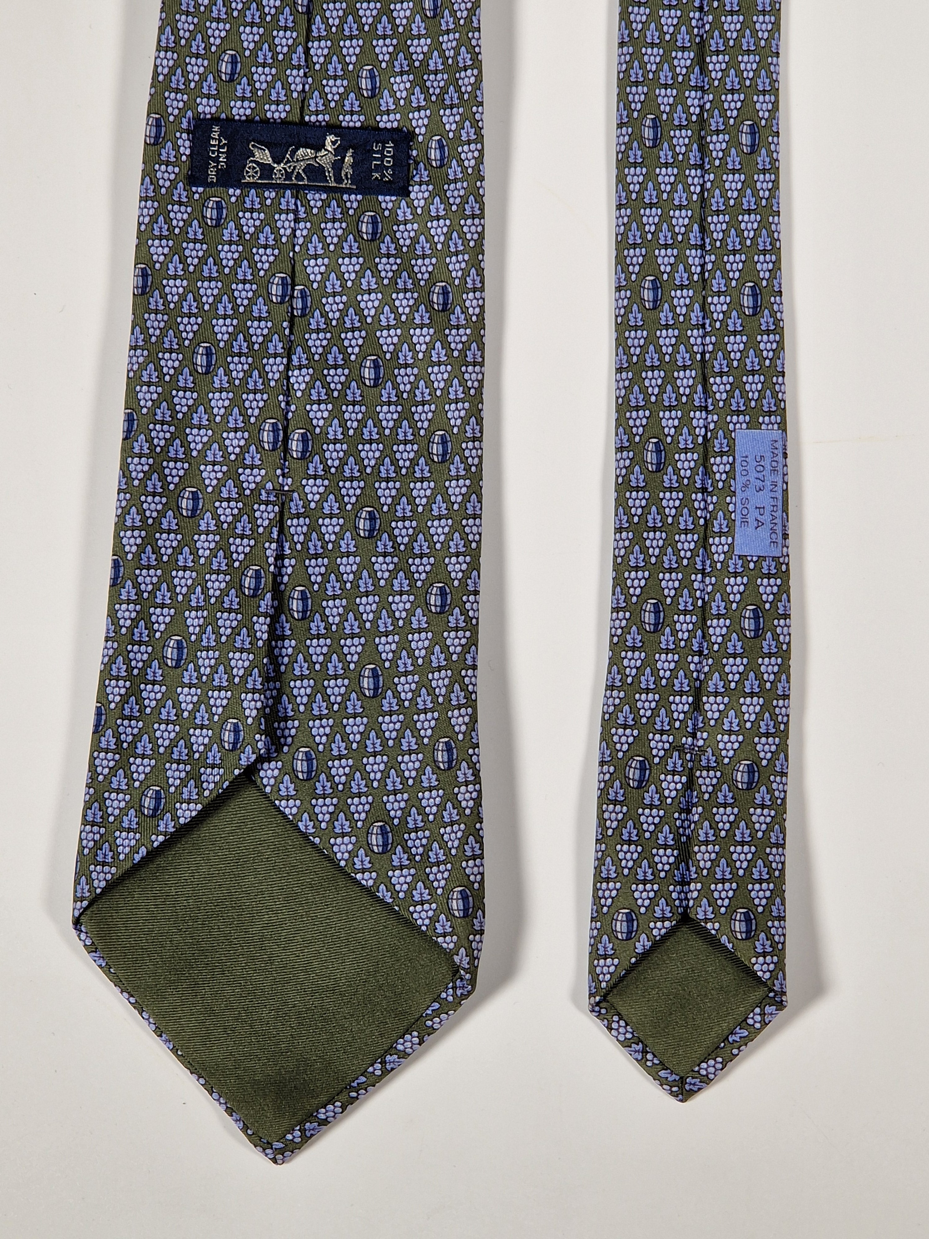 Hermès silk tie green wine and grapes 5073 PA