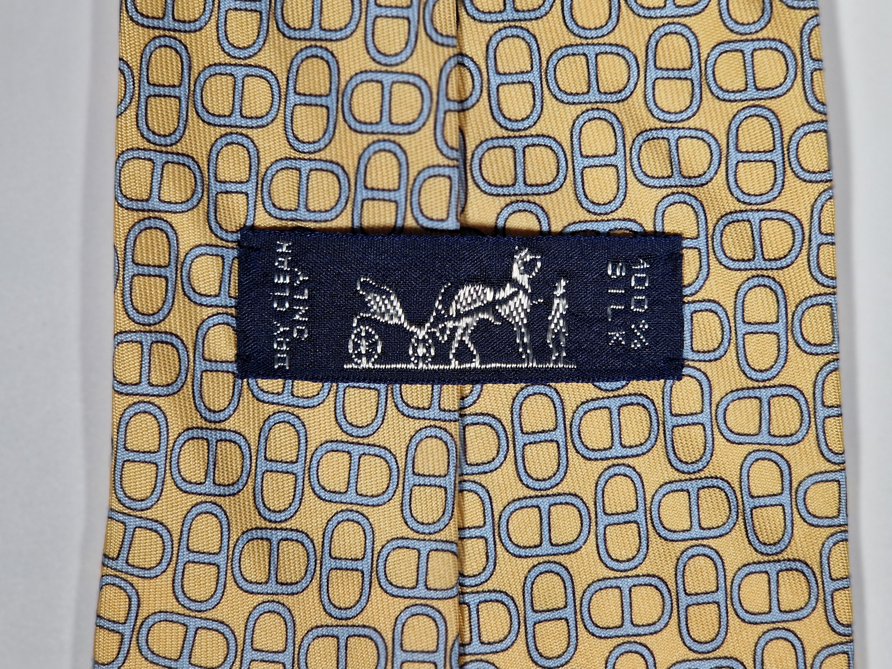 005160 Hermès silk tie equestrian pattern yellow 5160 HA