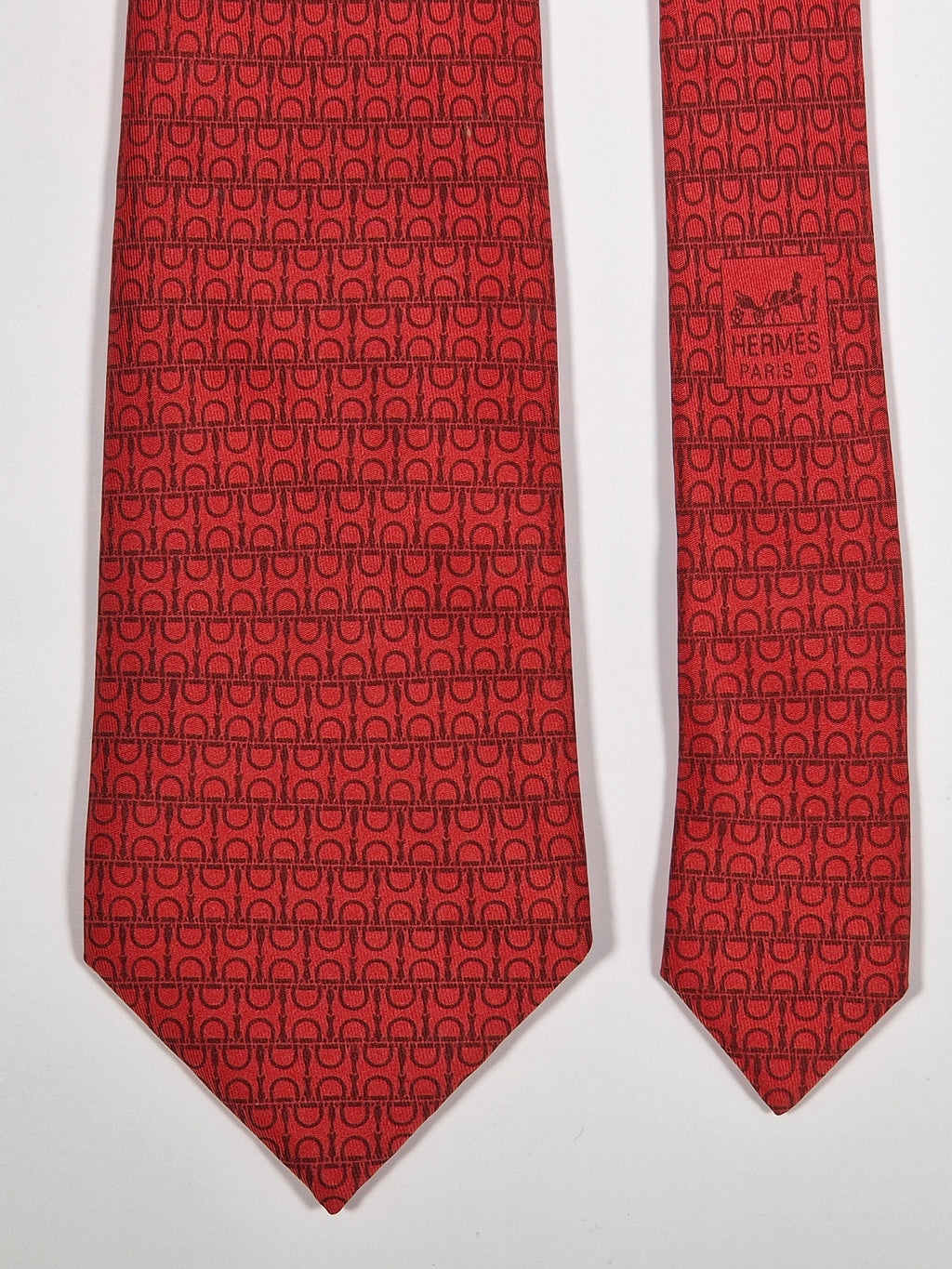005161 Hermès tie red equestrian pattern 5161 HA