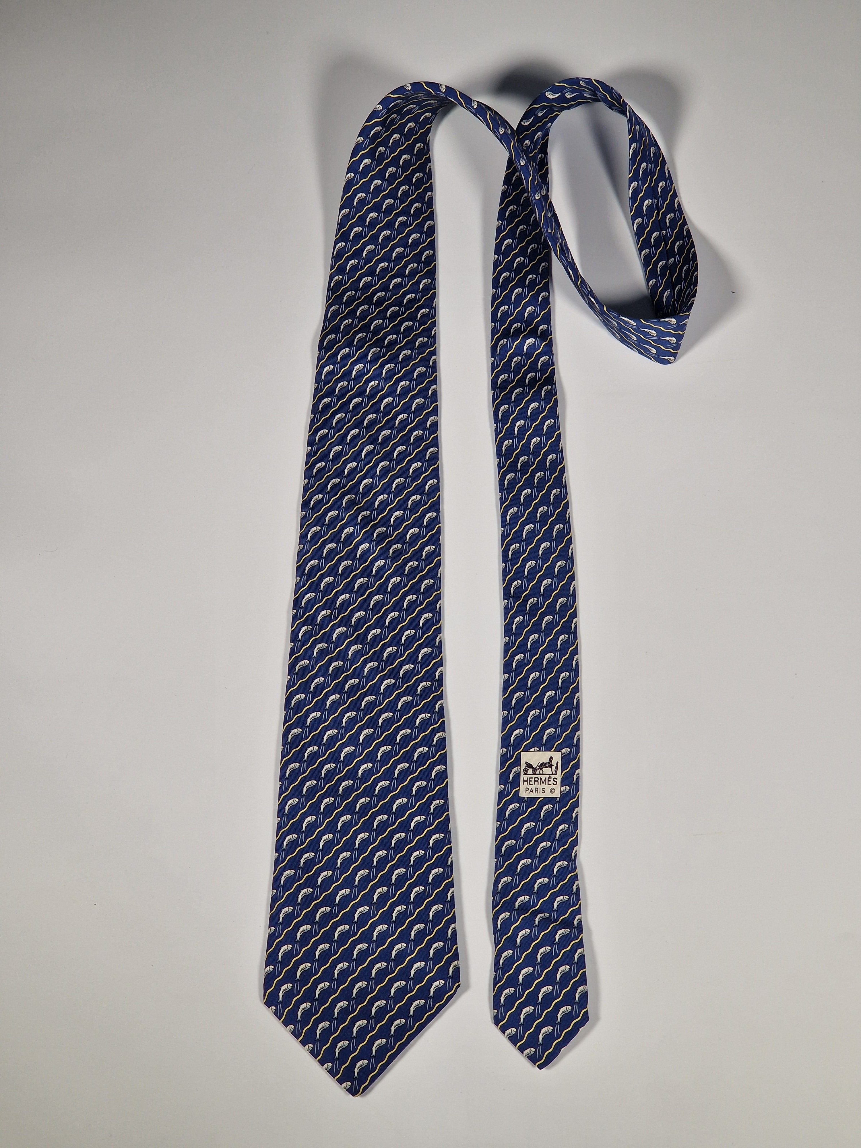 Hermès silk tie blue jumping salmon / fish 5170 IA