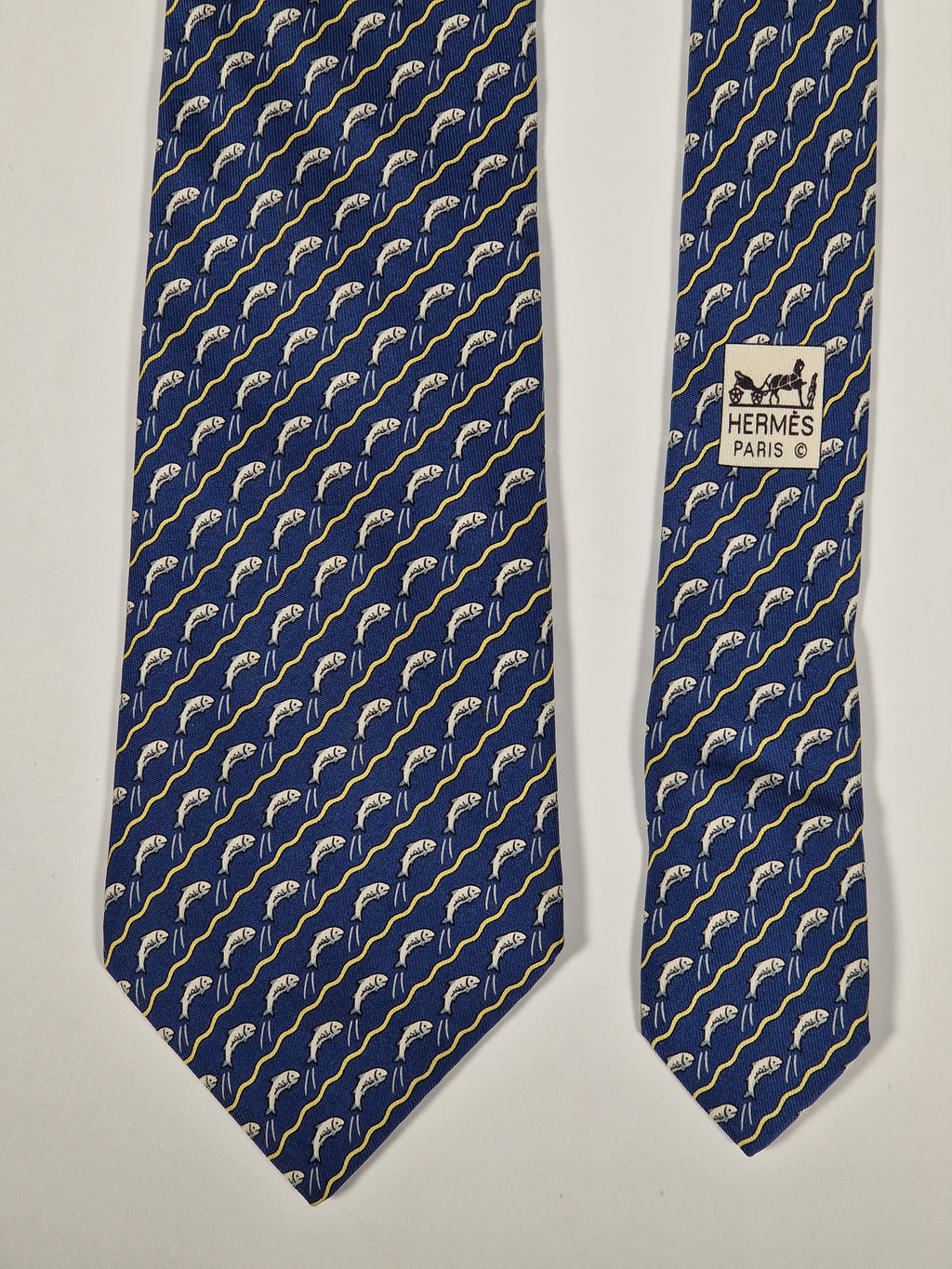 Hermès silk tie blue jumping salmon / fish 5170 IA