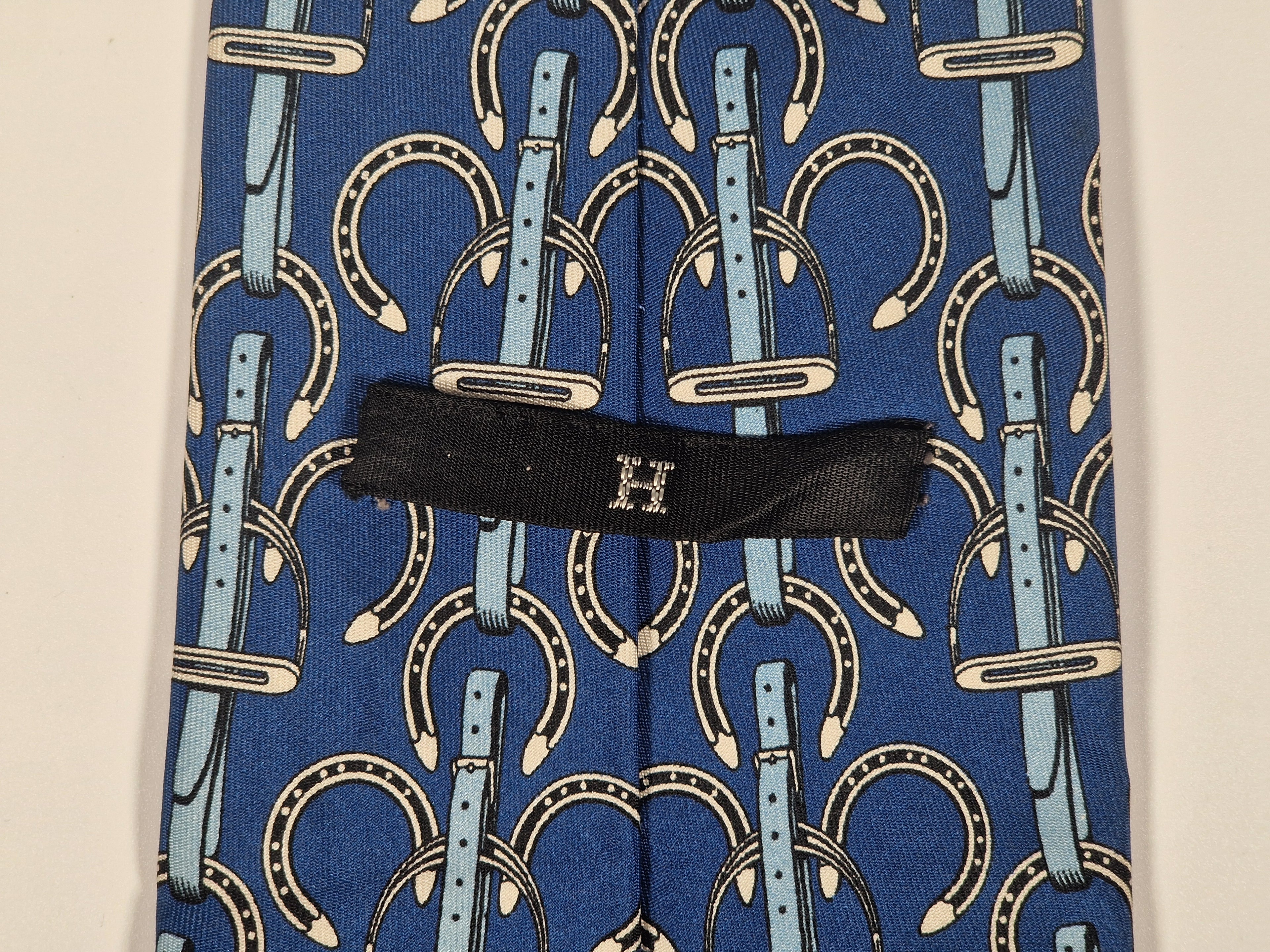 Hermés wide vintage silk tie blue horseshoe 517 IA