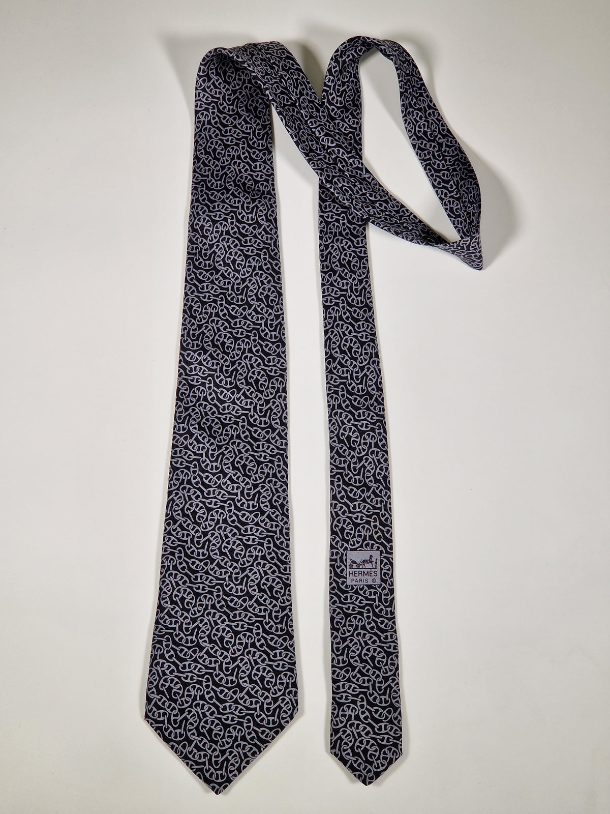 005186 Hermès tie black chain pattern 5186 IA