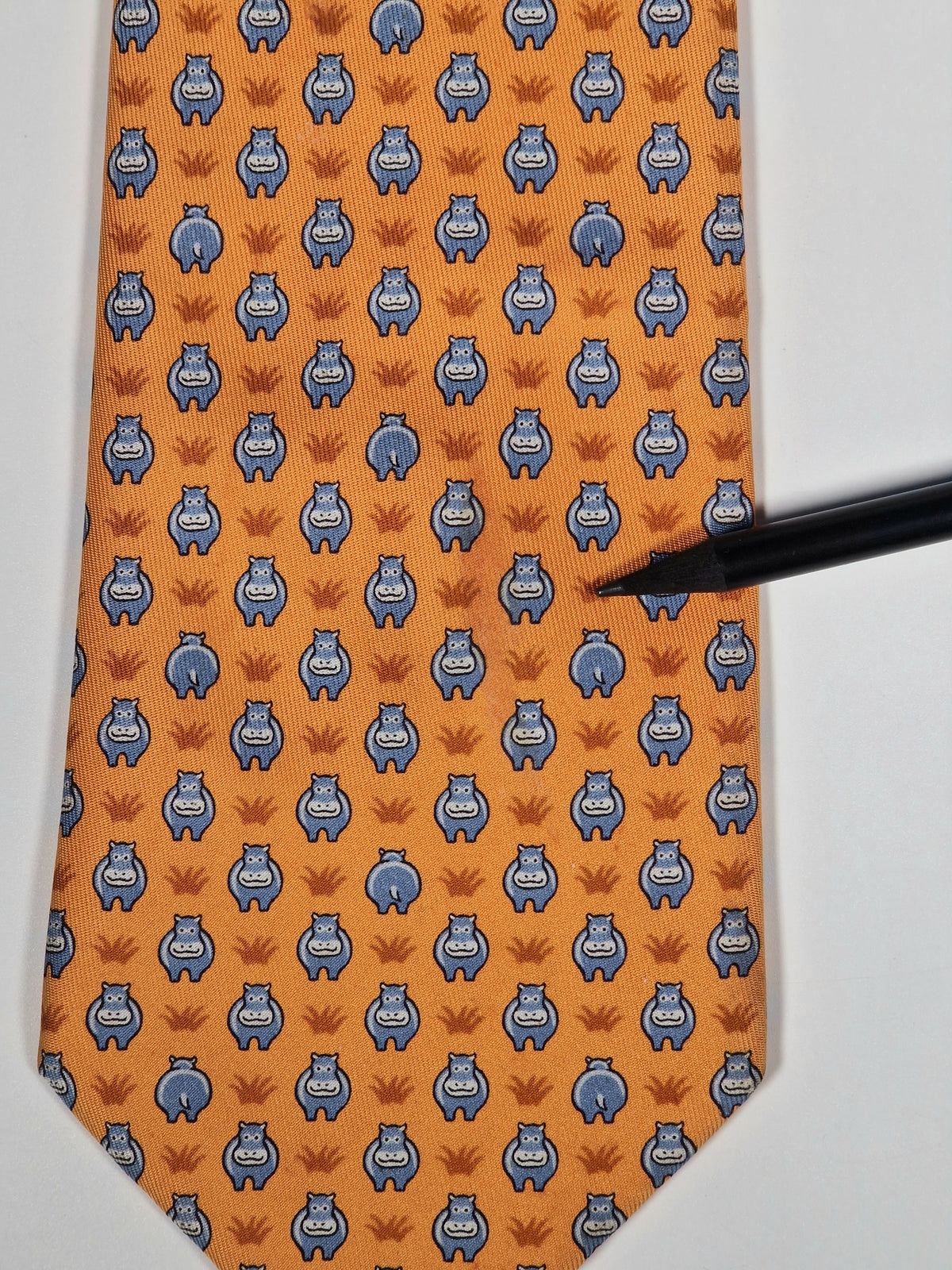 005195 Hermès tie Hippo orange 5195 IA