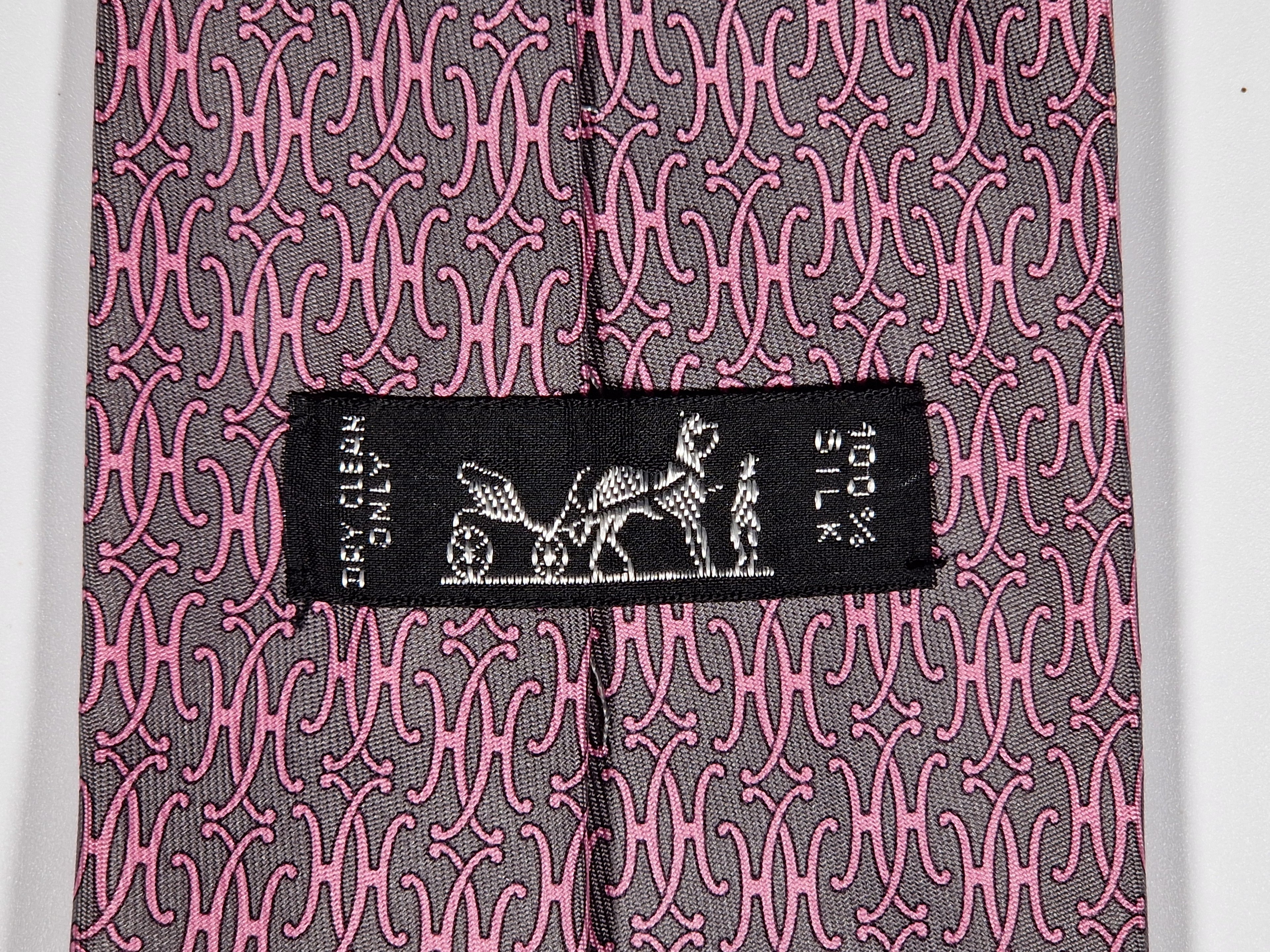 005218 Hermès silk pink H pattern tie 5218 IA