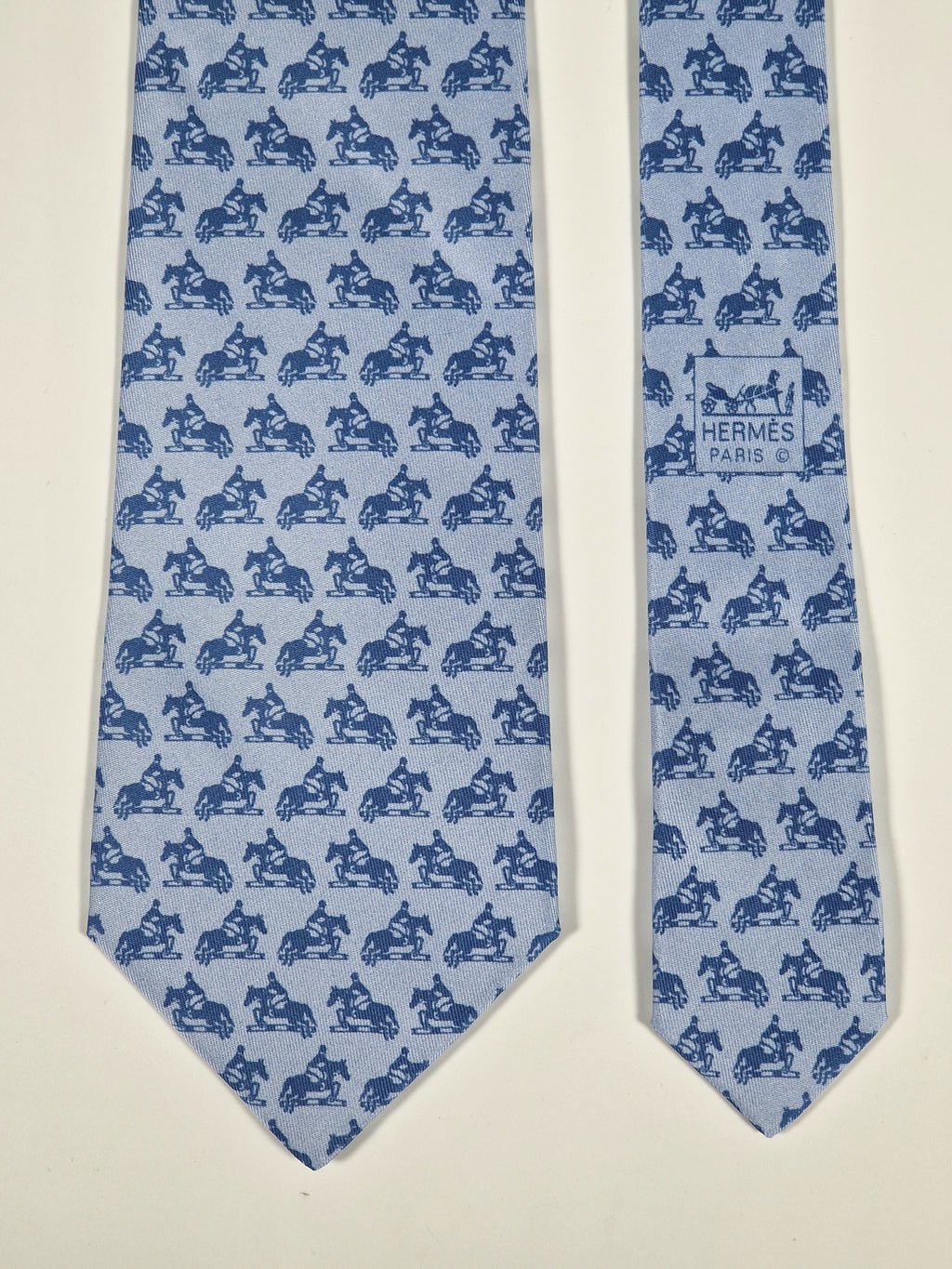 Hermès silk tie blue horse jumping Hermès 5227 IA