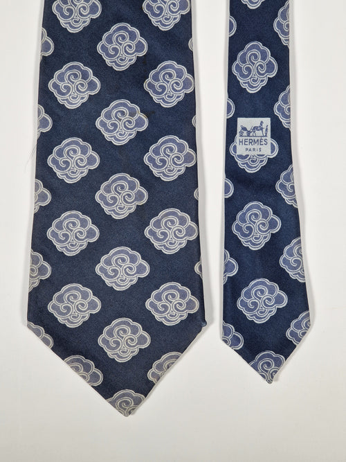 000524 Vintage Hermès silk tie blue clouds 524 IA