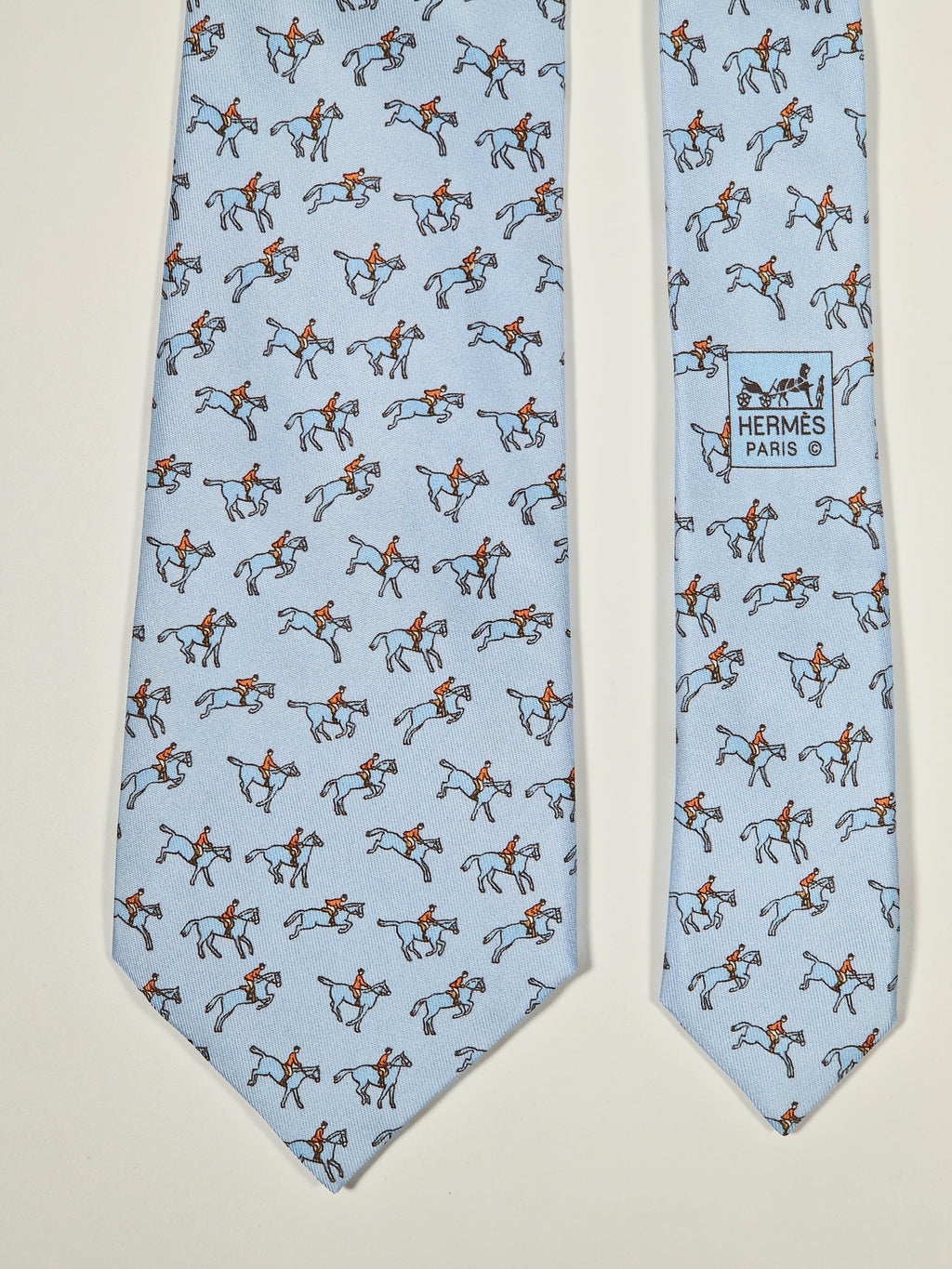 005251 Hermès tie horse jumping 5251 SA
