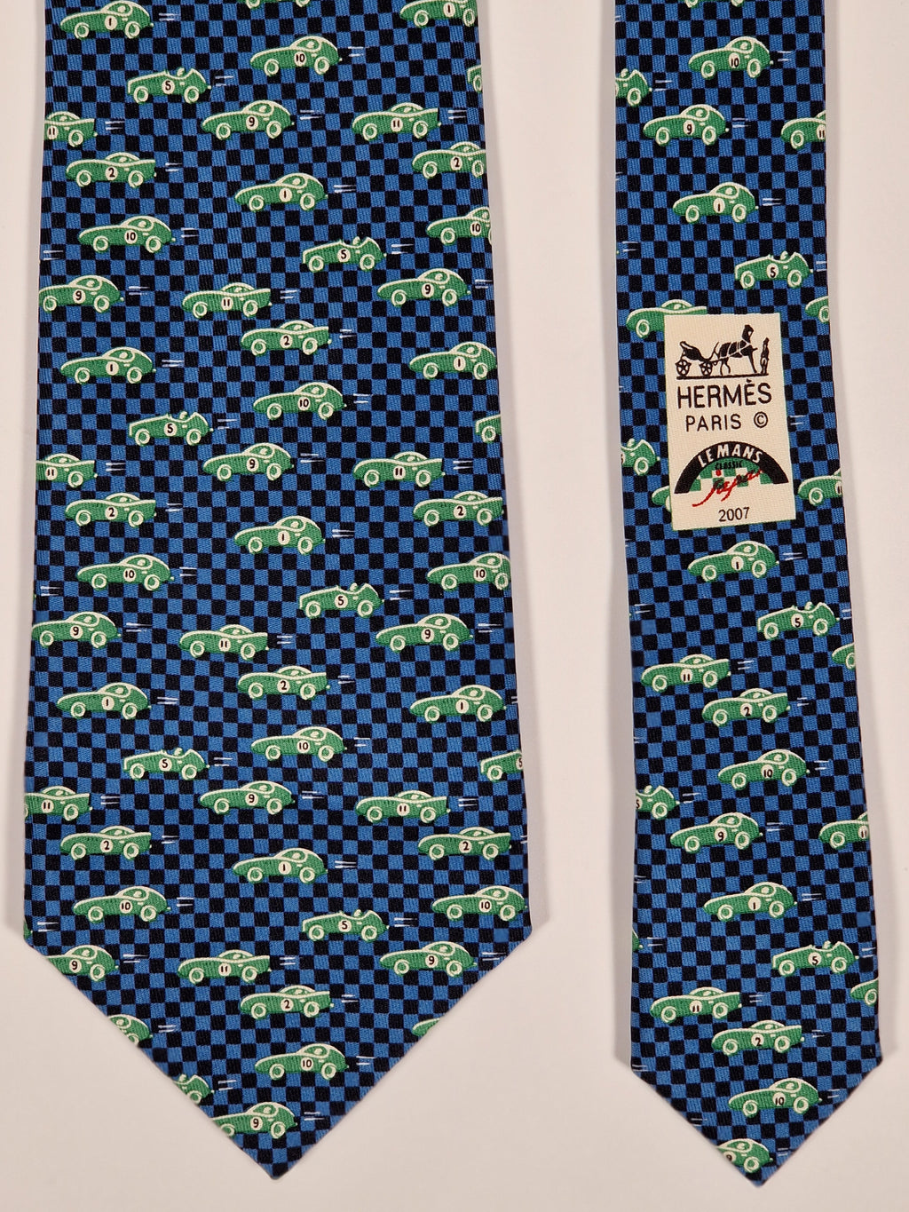 Hermés 5259 SA "Le Mans Classic" tie
