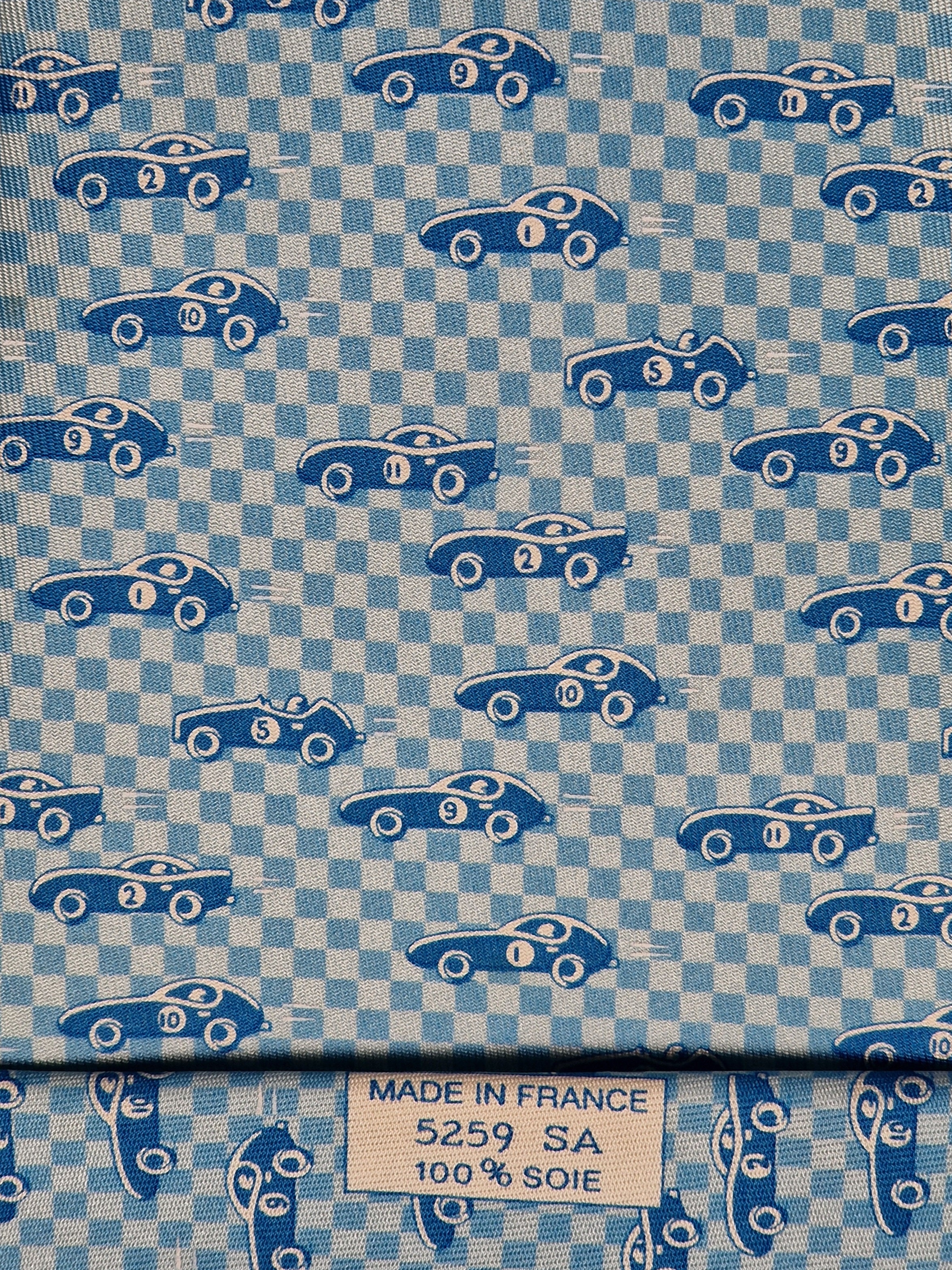 005259 Hermés 5259 SA "Le Mans" tie