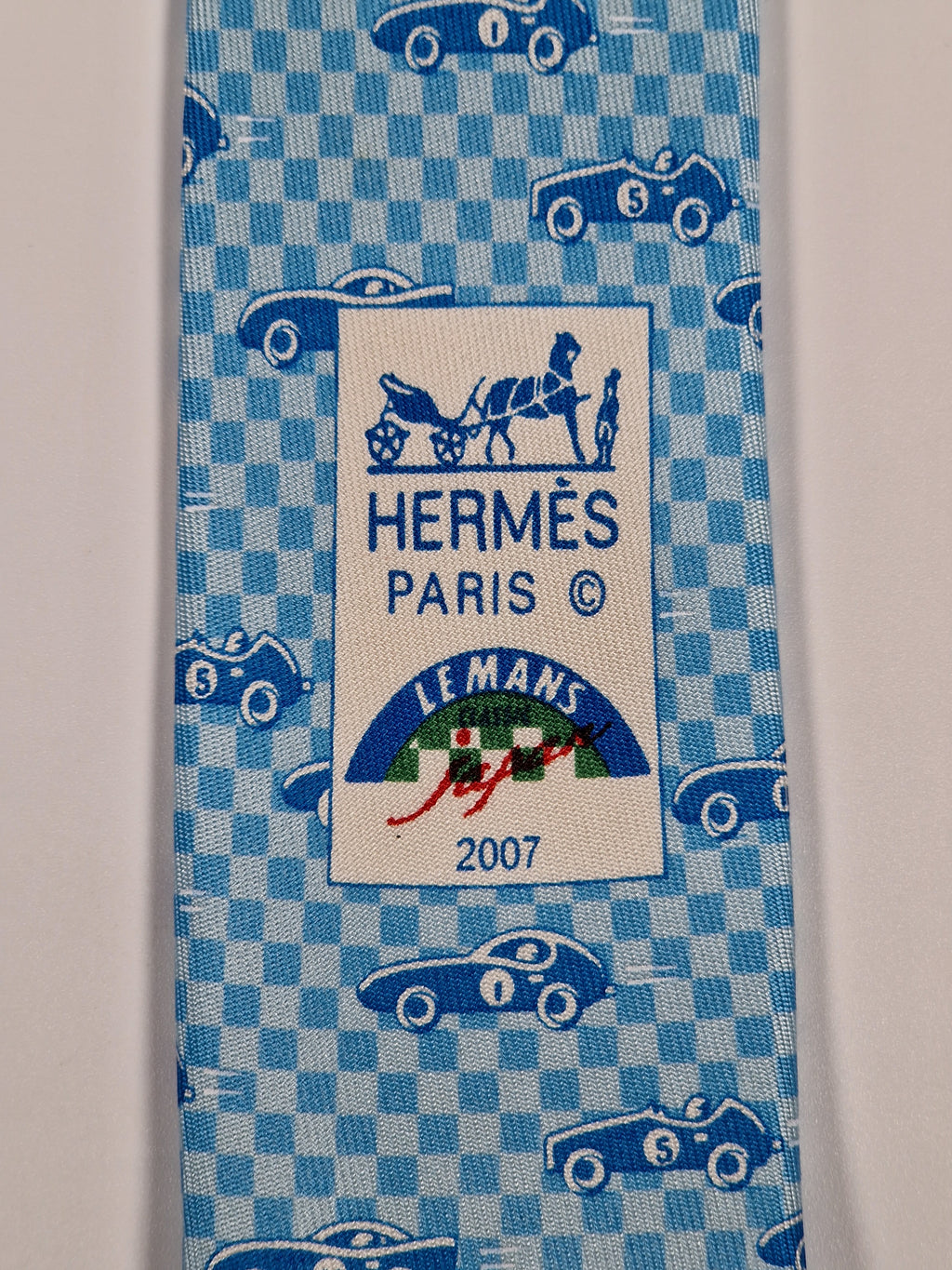 005259 Hermés 5259 SA "Le Mans" tie