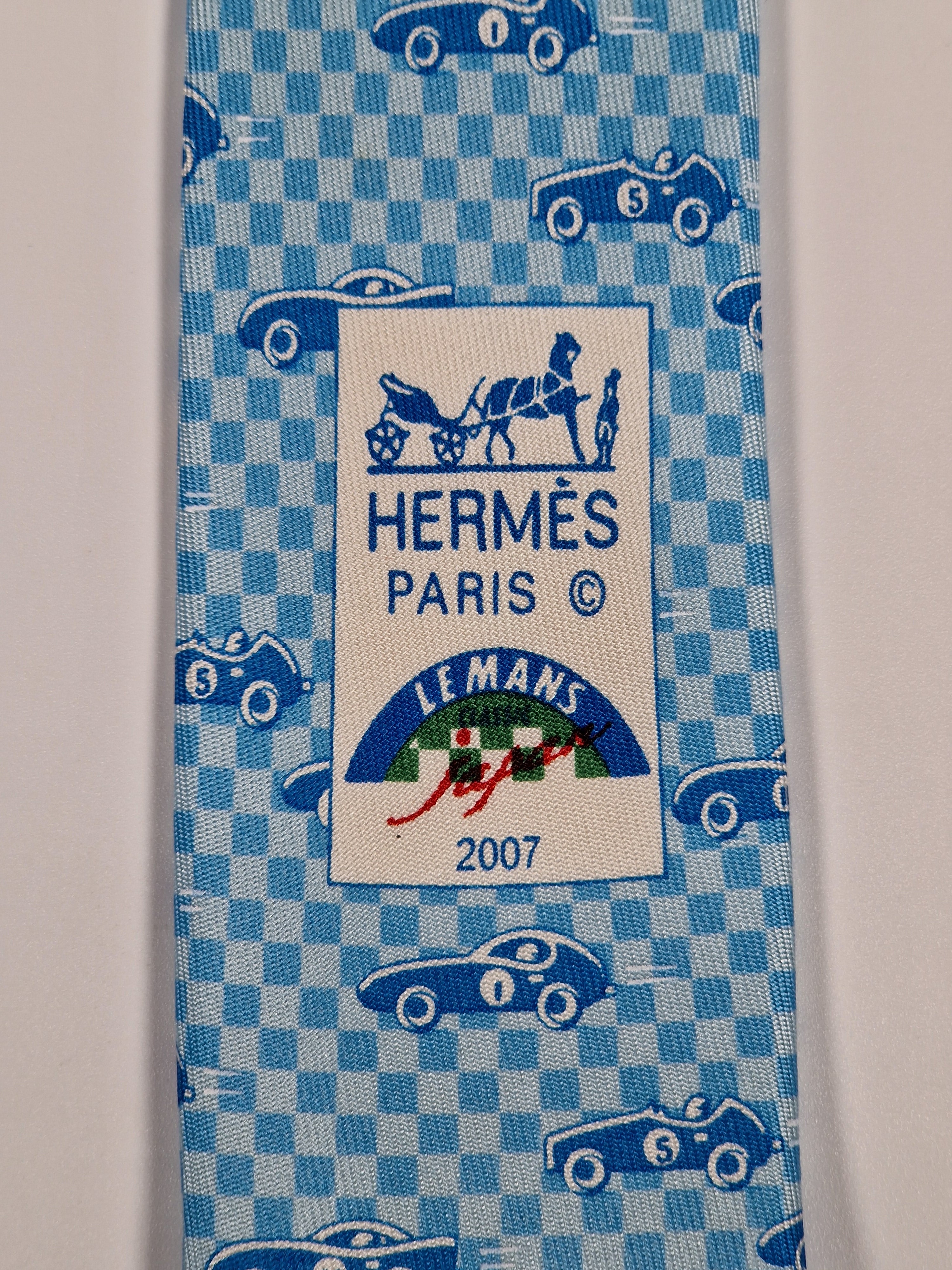005259 Hermés 5259 SA "Le Mans" tie