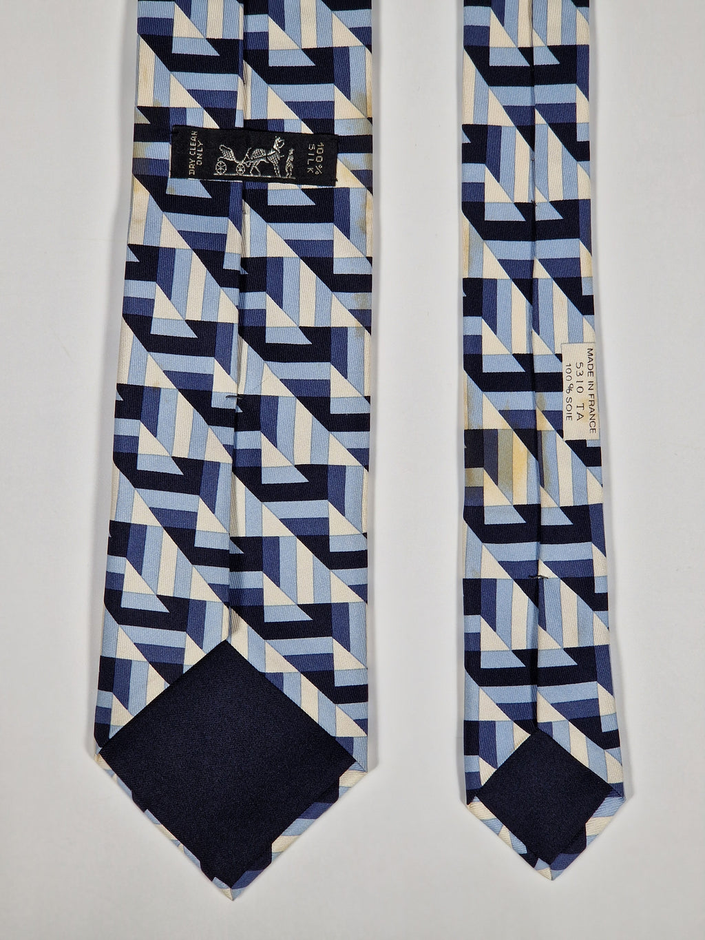 Hermès silk tie blue geometrical pattern 5310 TA