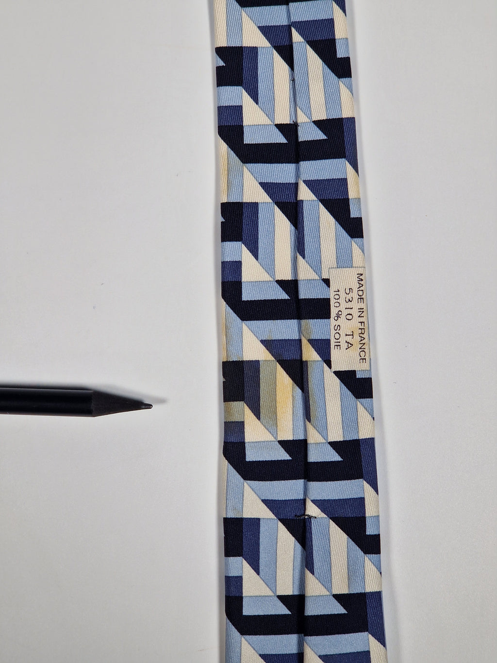 Hermès silk tie blue geometrical pattern 5310 TA