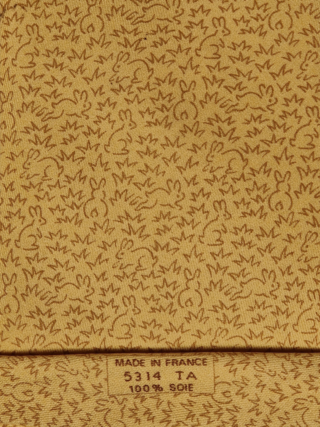 Hermès silk tie yellow rabbits Hermès 5314 TA