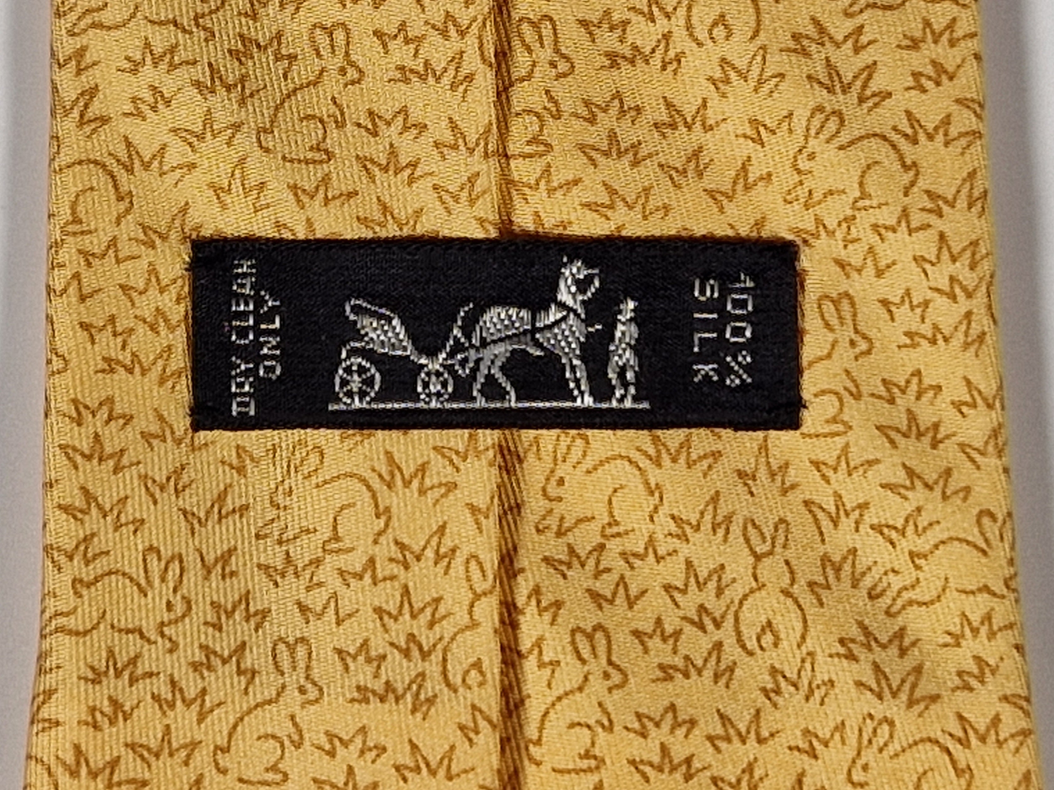 Hermès silk tie yellow rabbits Hermès 5314 TA