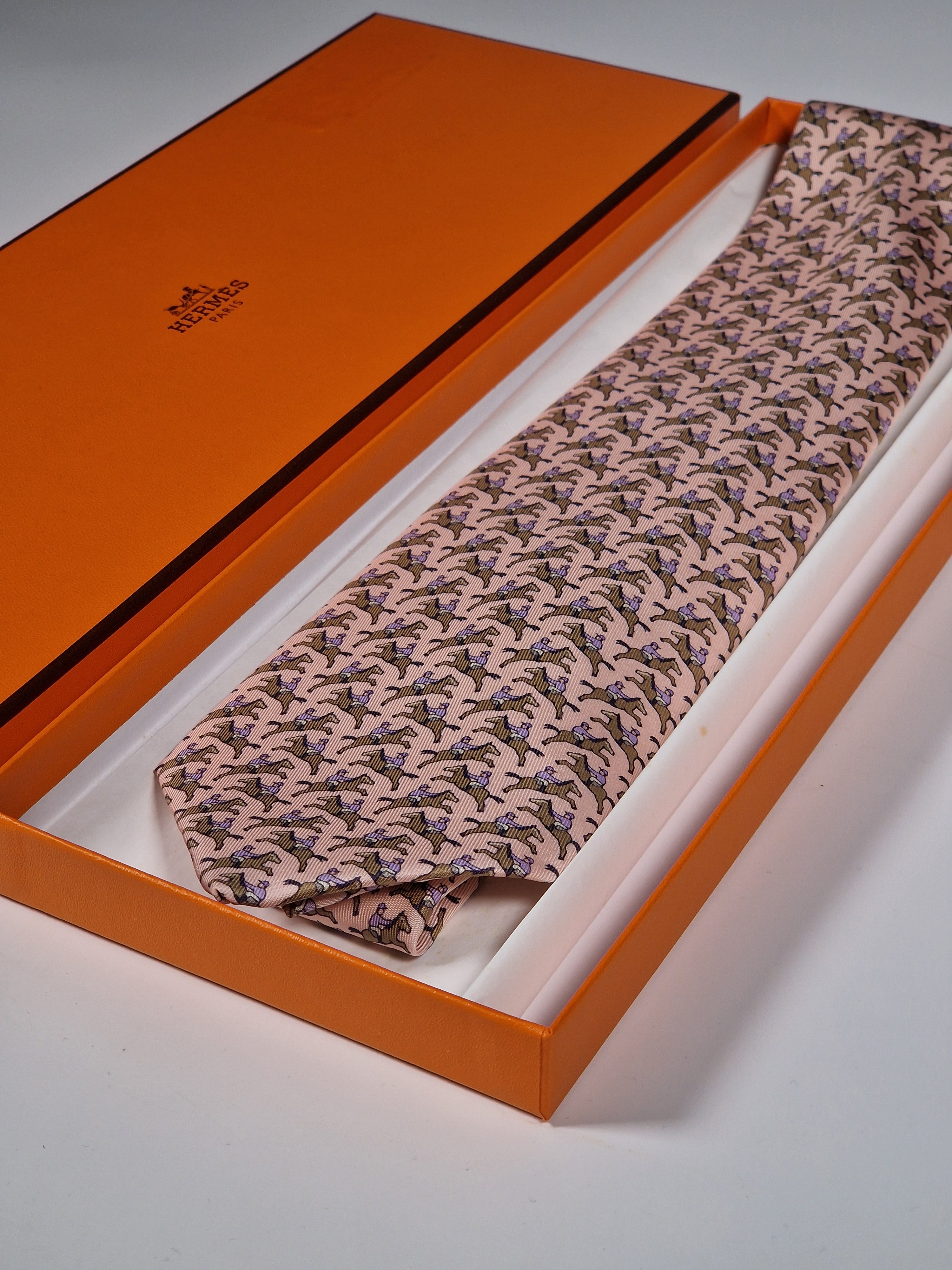 Hermès silk tie pnk equestrian pattern 5321 TA with box