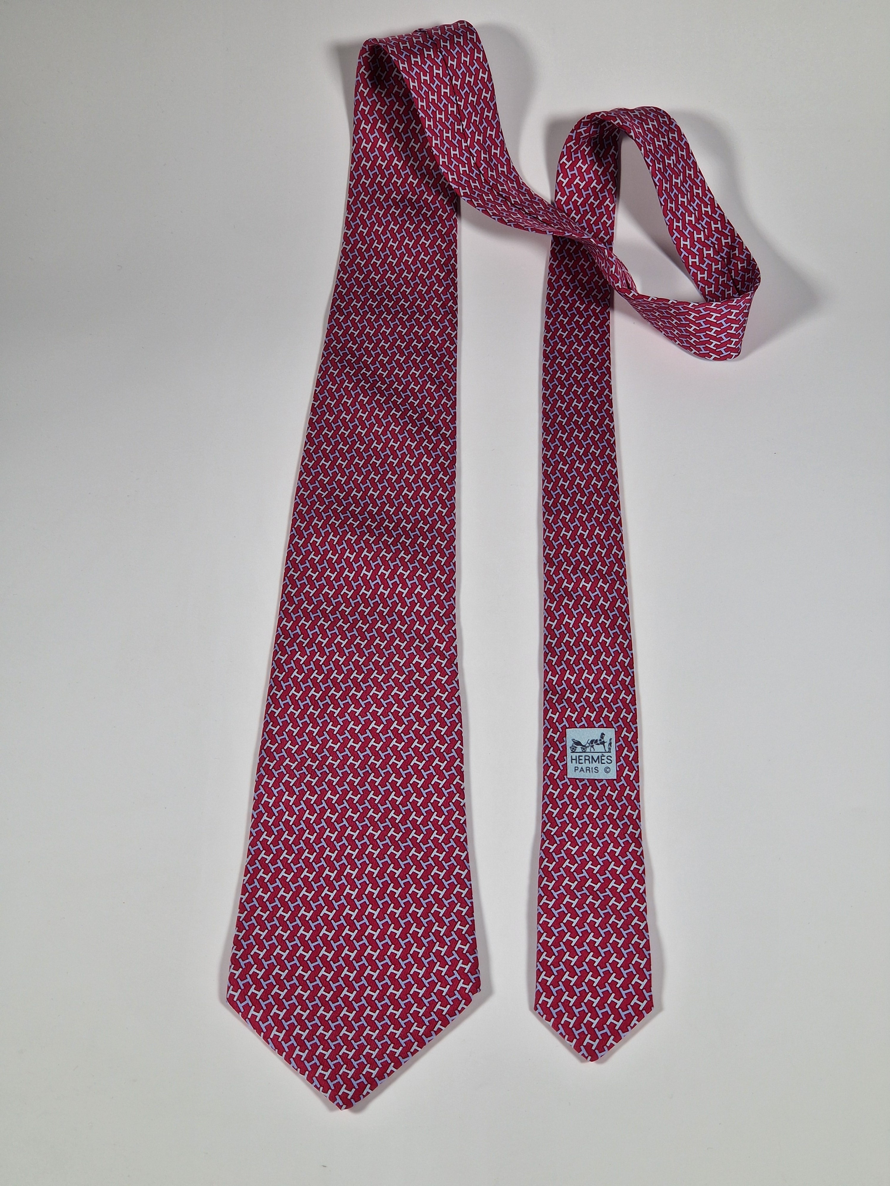 Hermès silk tie red H pattern Hermès 5326 TA