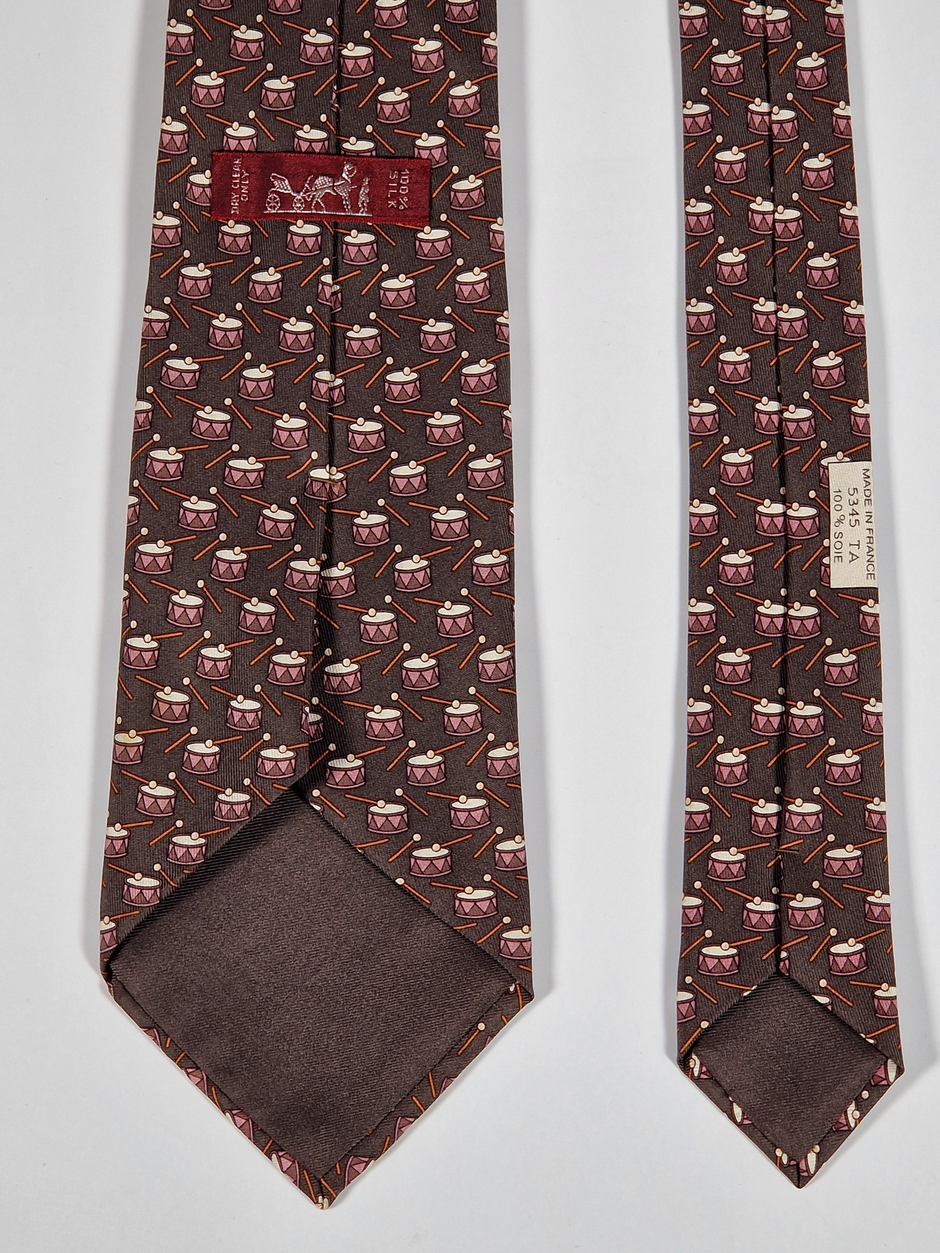 Hermès silk tie brown with drums 5345 TA