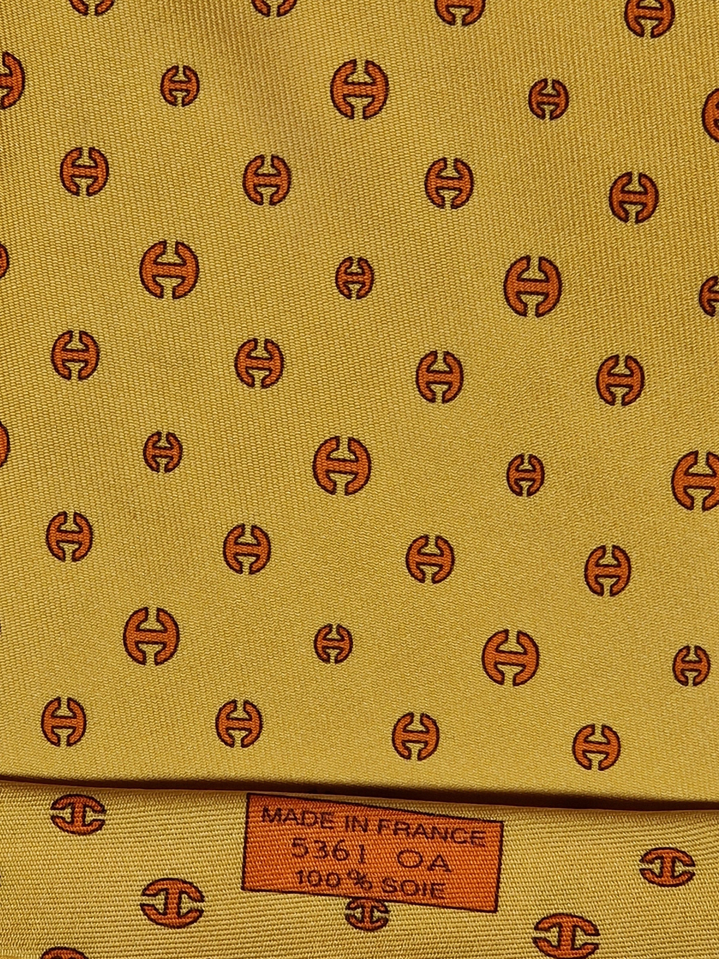 Hermès silk tie yellow H pattern 5361 OA