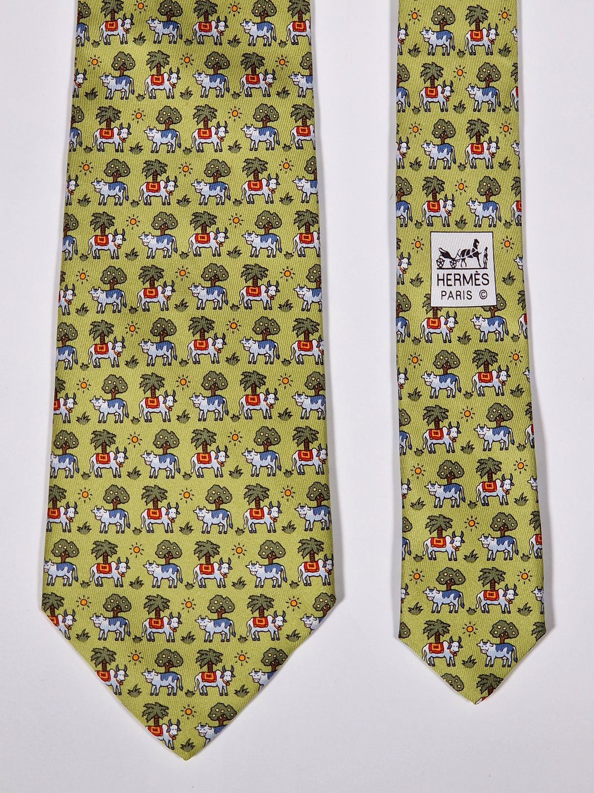 005383 Hermès tie green Whimsical cows pattern 5383 OA